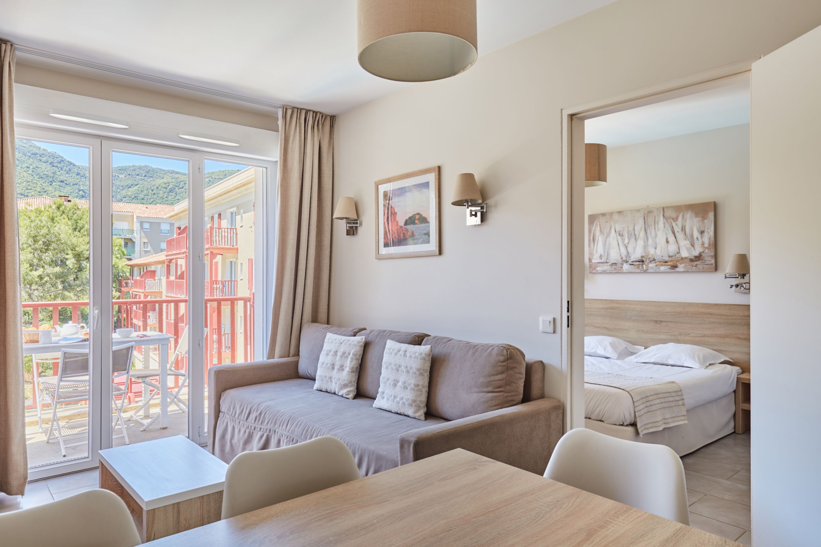 Apartment Capacity 6 Two Bedrooms