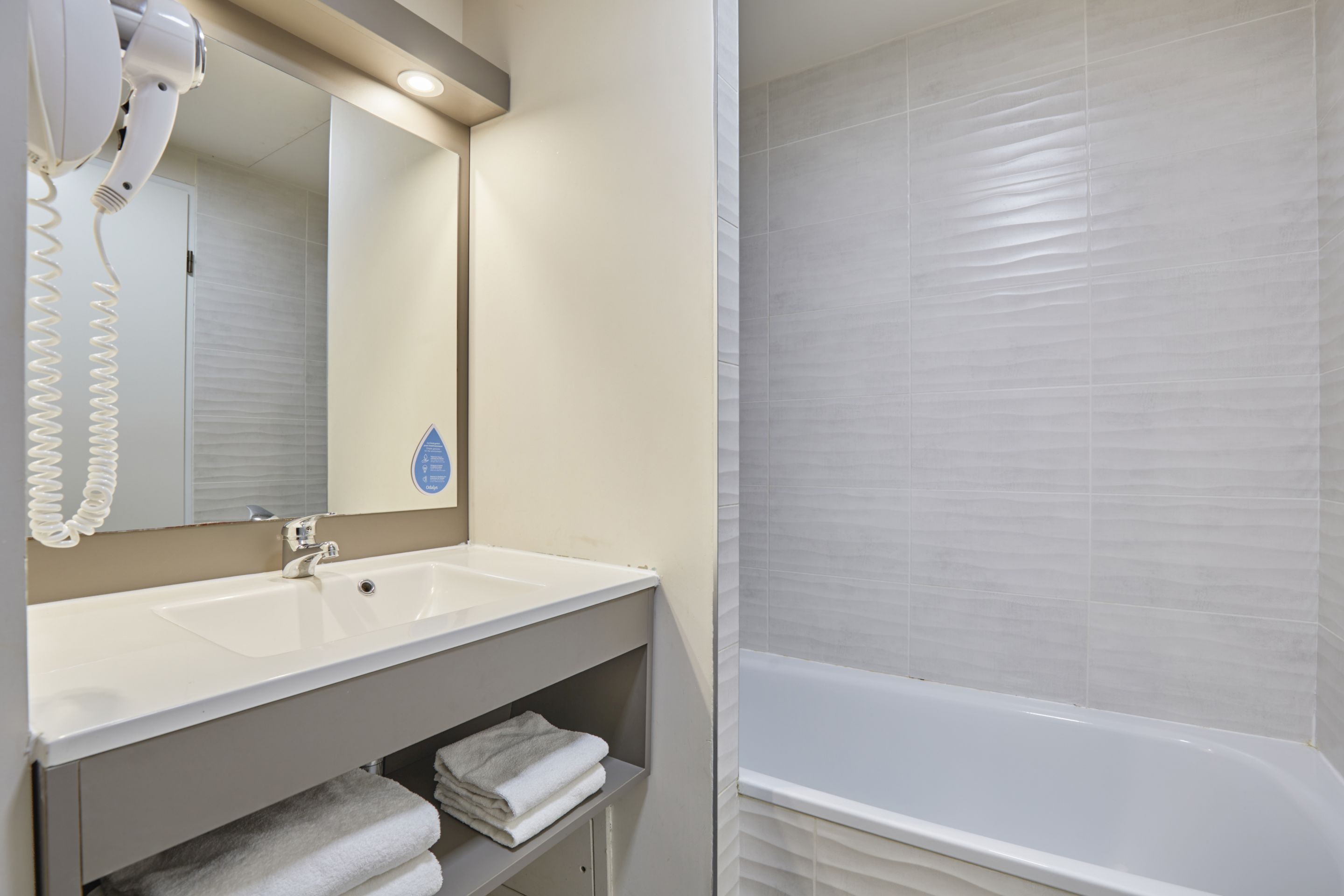 Apartment Capacity 6 Two Bedrooms