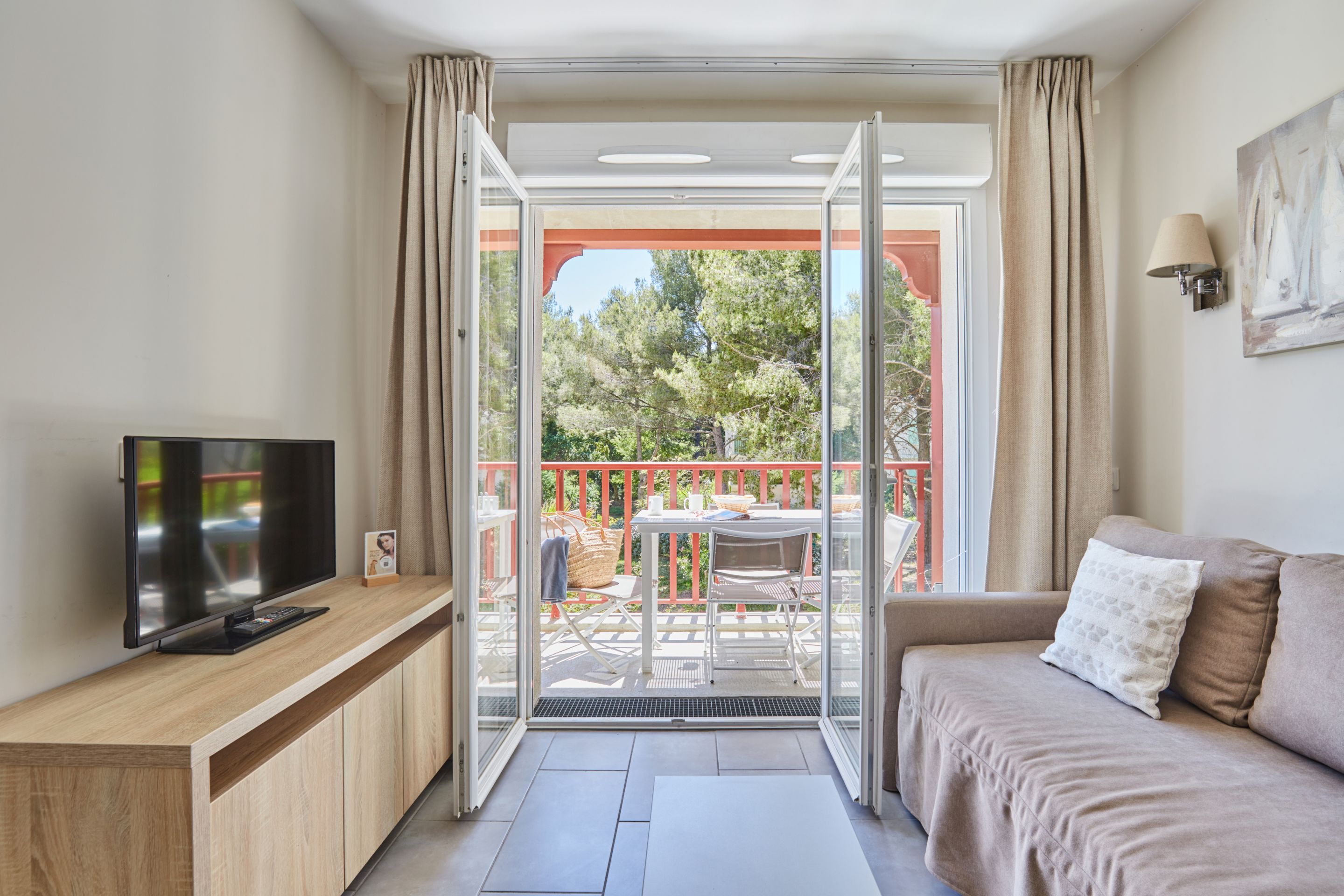 Apartment Capacity 6 One Bedroom