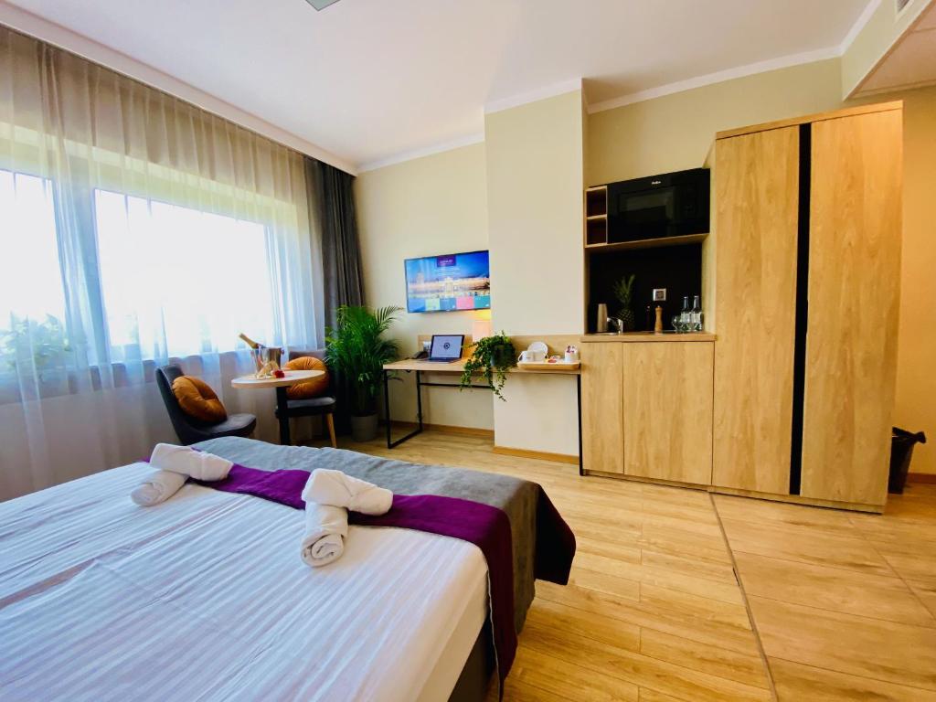 Double or Twin Superior