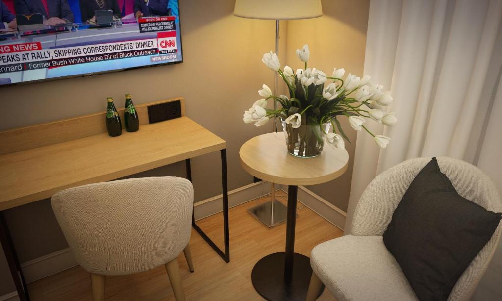 Double or Twin Standard