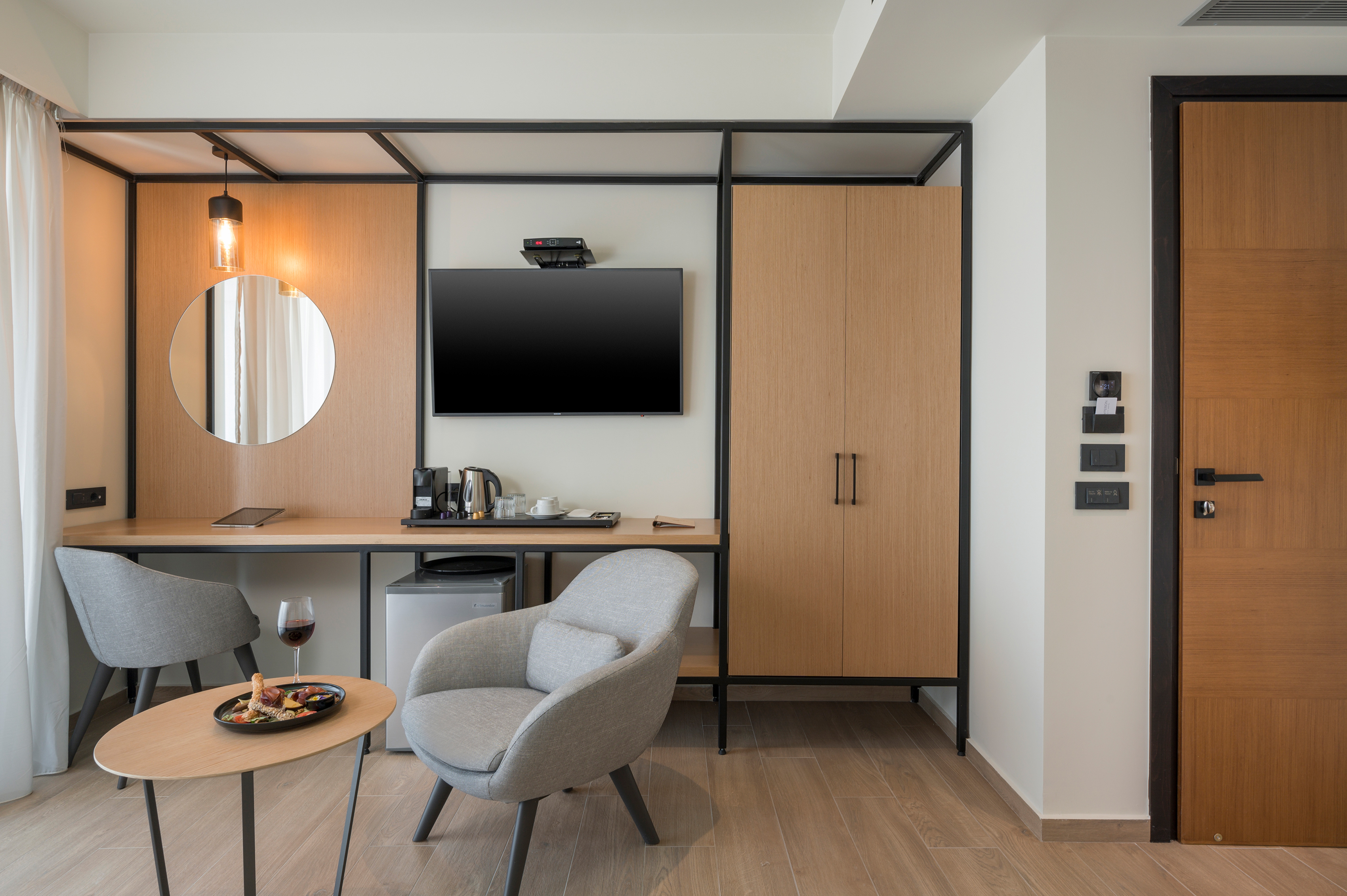 Double Classic City View