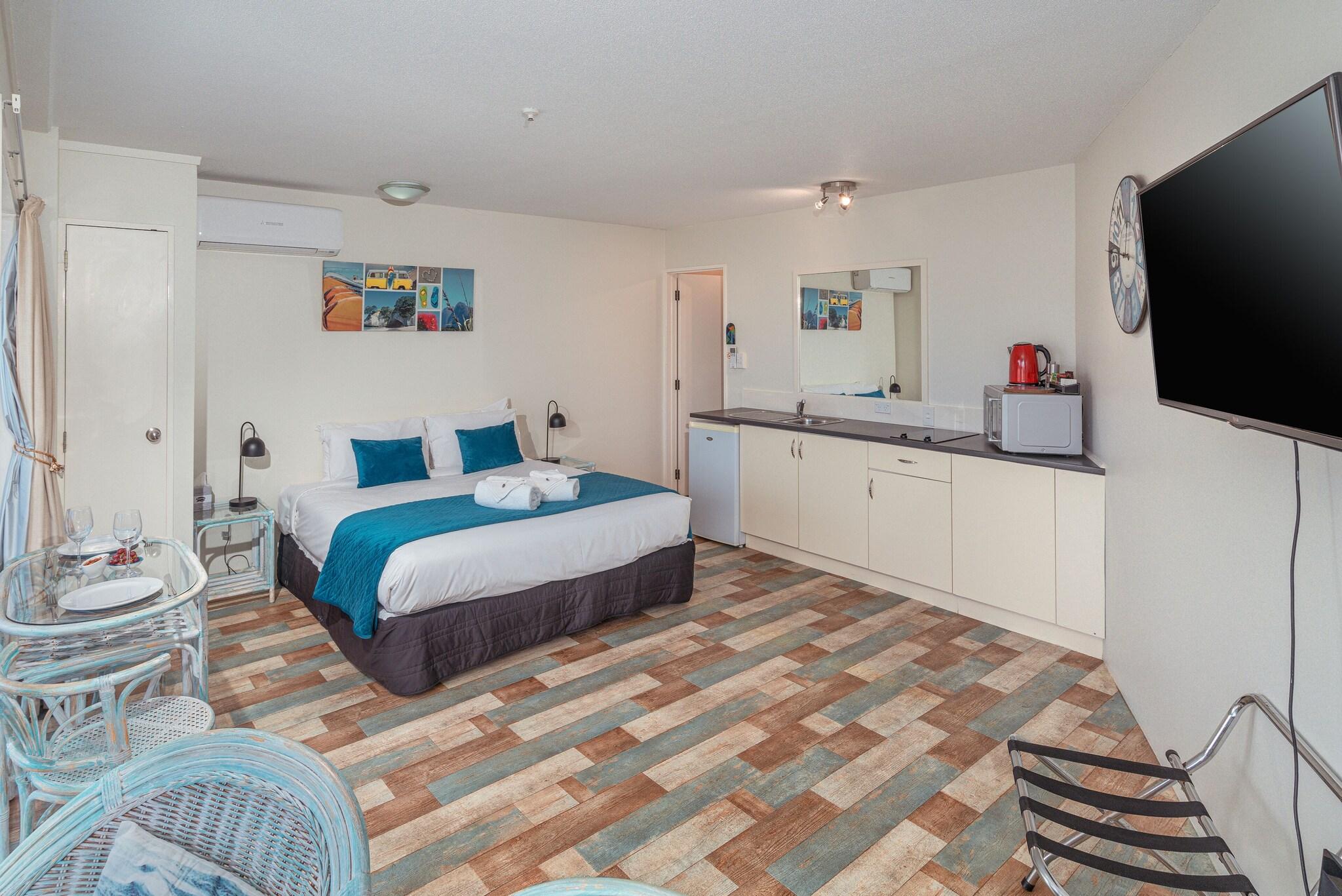 Studio Sea View King Bed