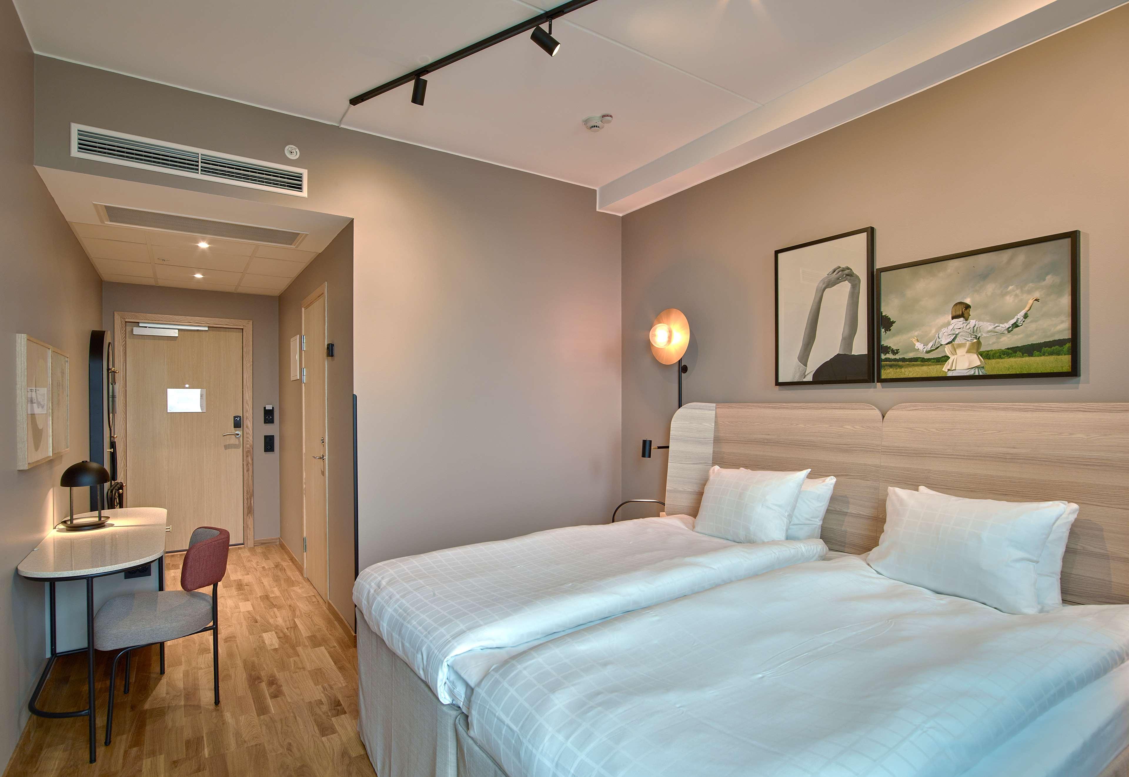 Double King Size Bed