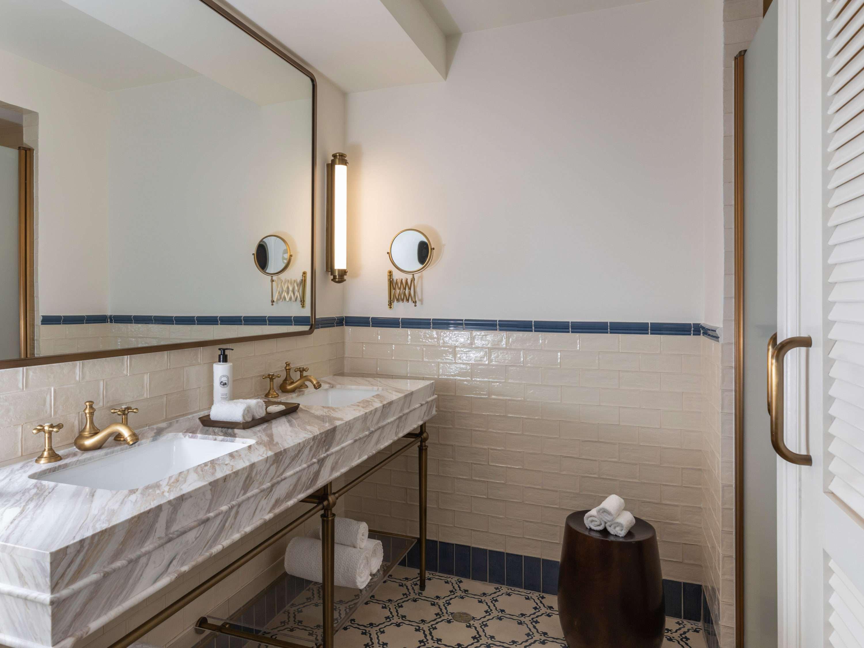 Double Superior Partial Ocean View