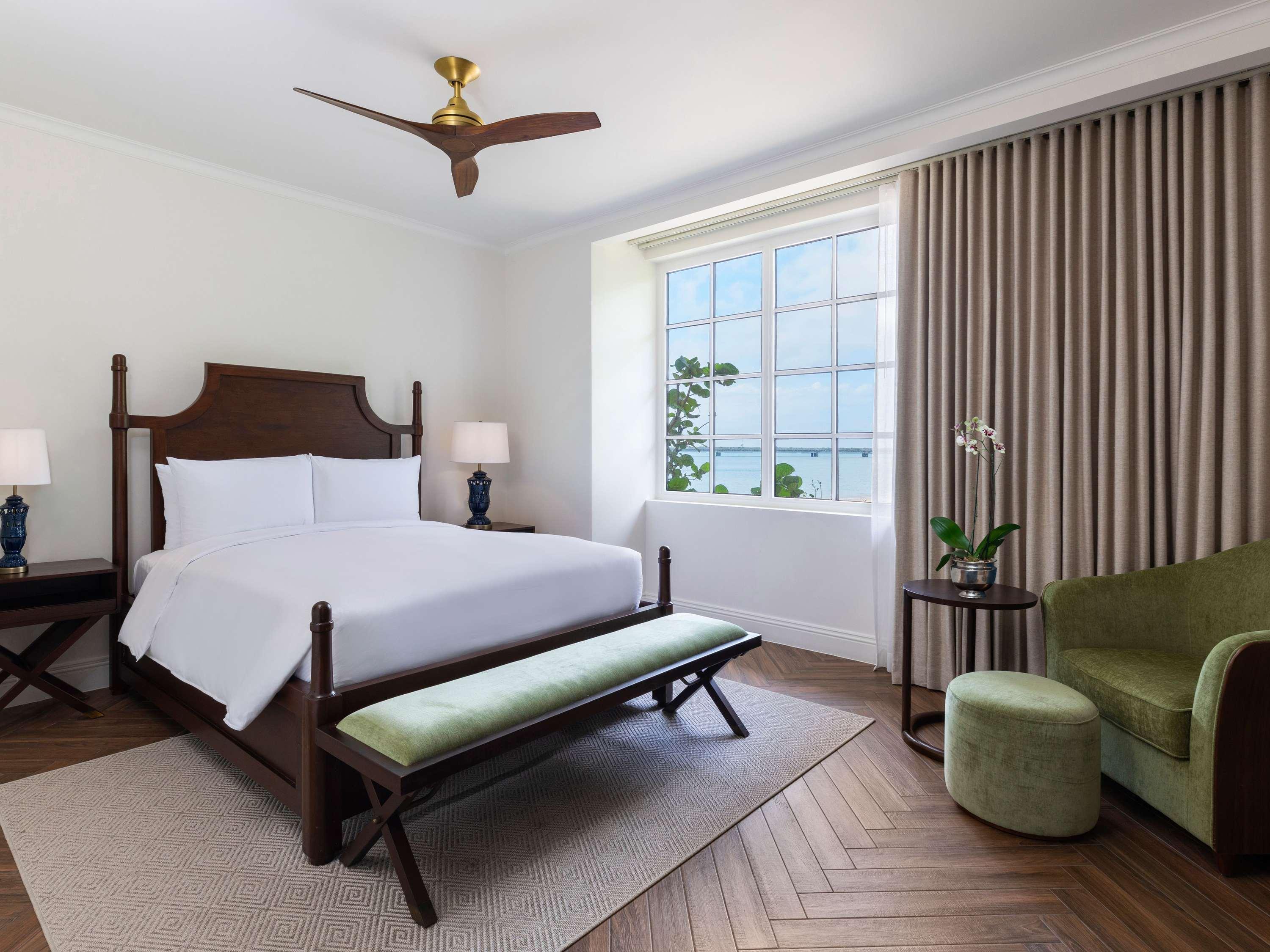 Junior Suite King Size Bed