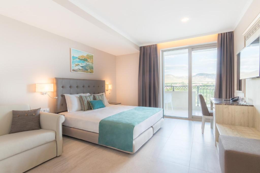 Double or Twin Executive