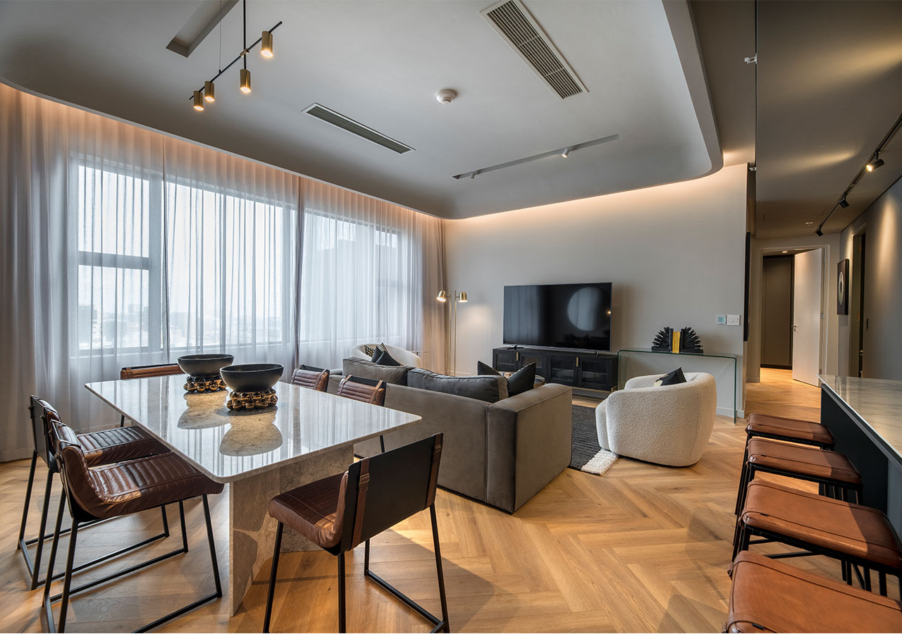 Apartment Three Bedrooms Two Bathrooms