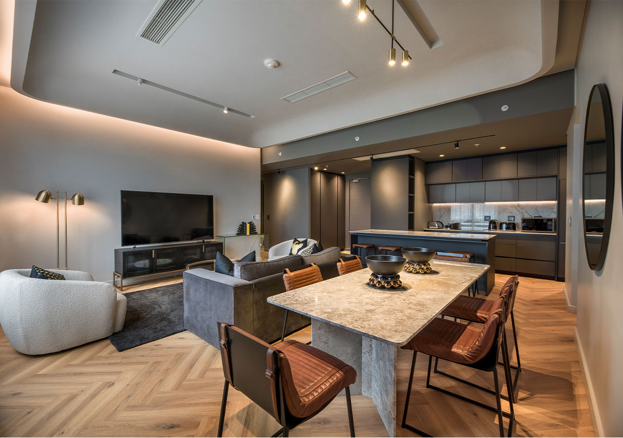 Apartment Three Bedrooms Two Bathrooms