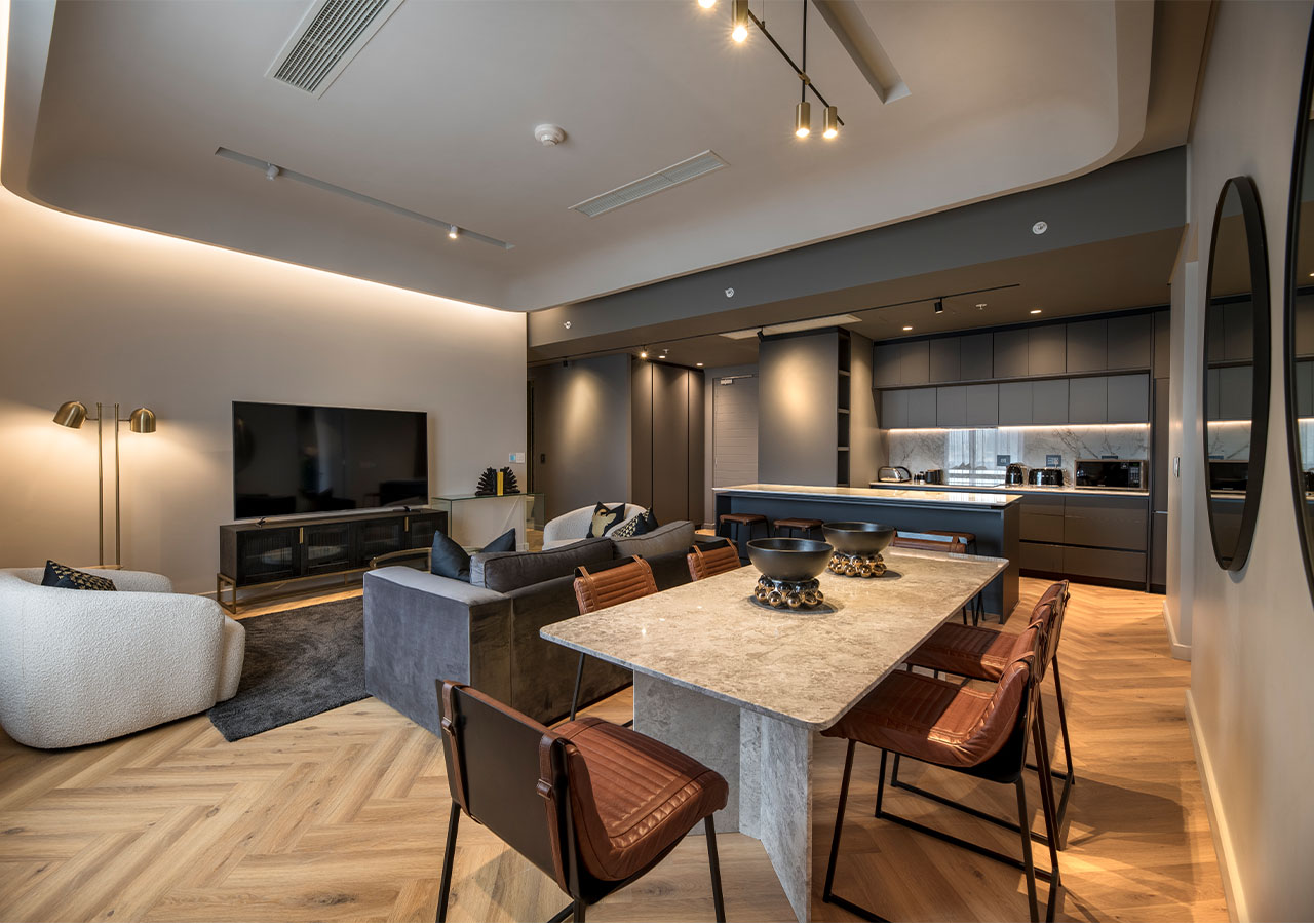 Apartment Three Bedrooms Two Bathrooms