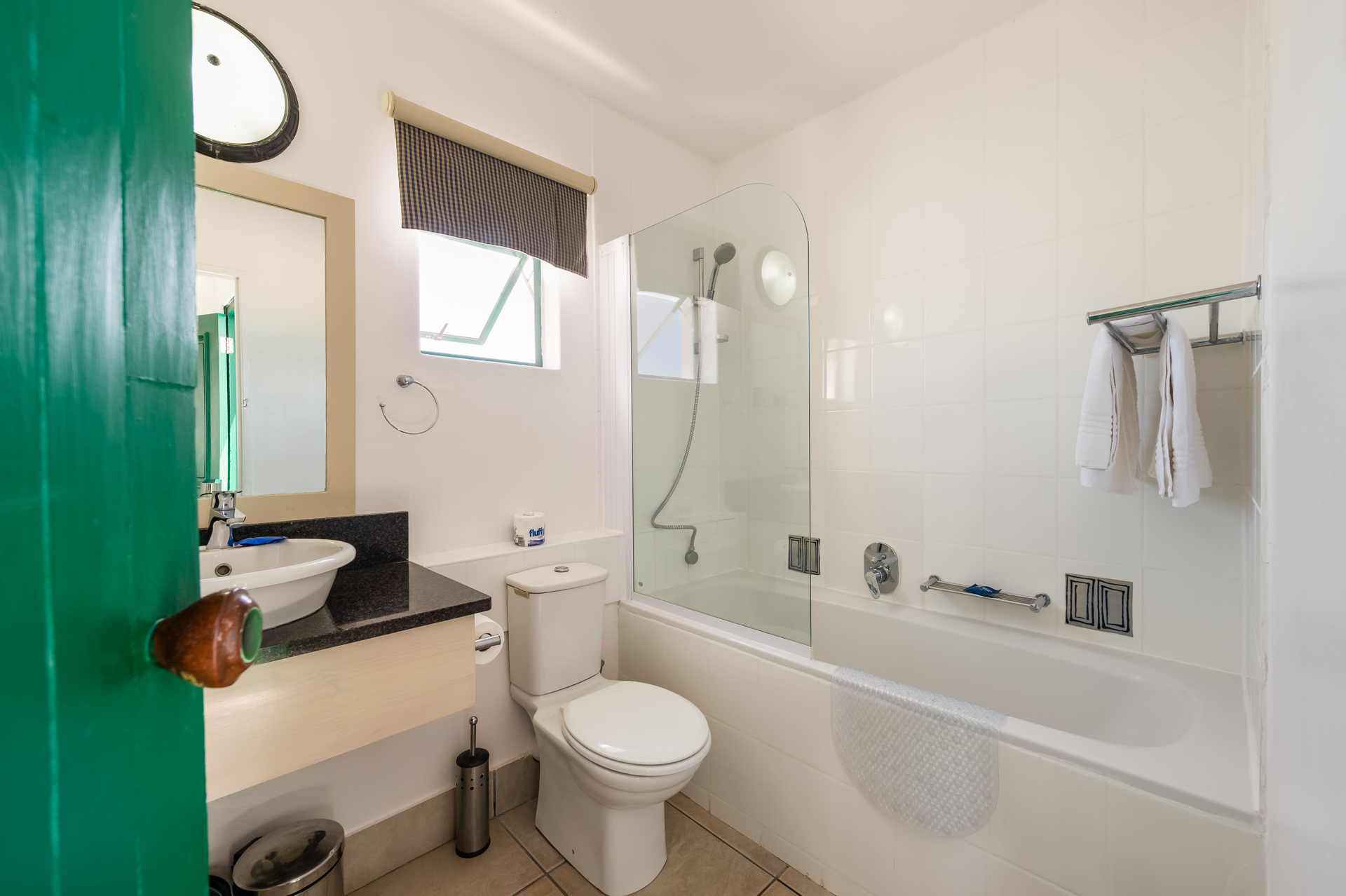 Apartment Two Bedrooms Two Bathrooms