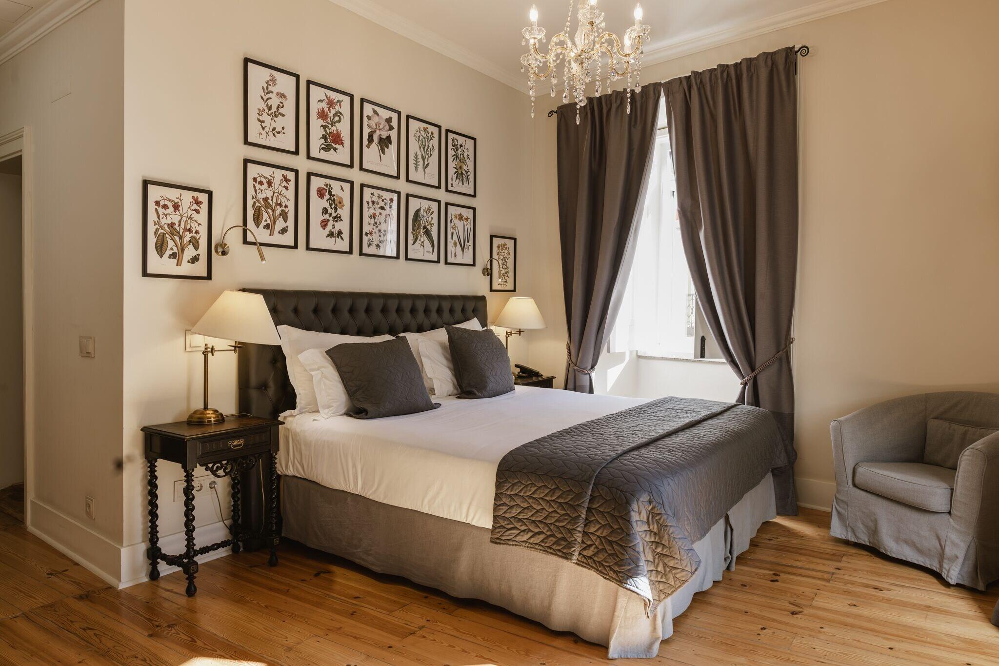 Double Superior King Bed