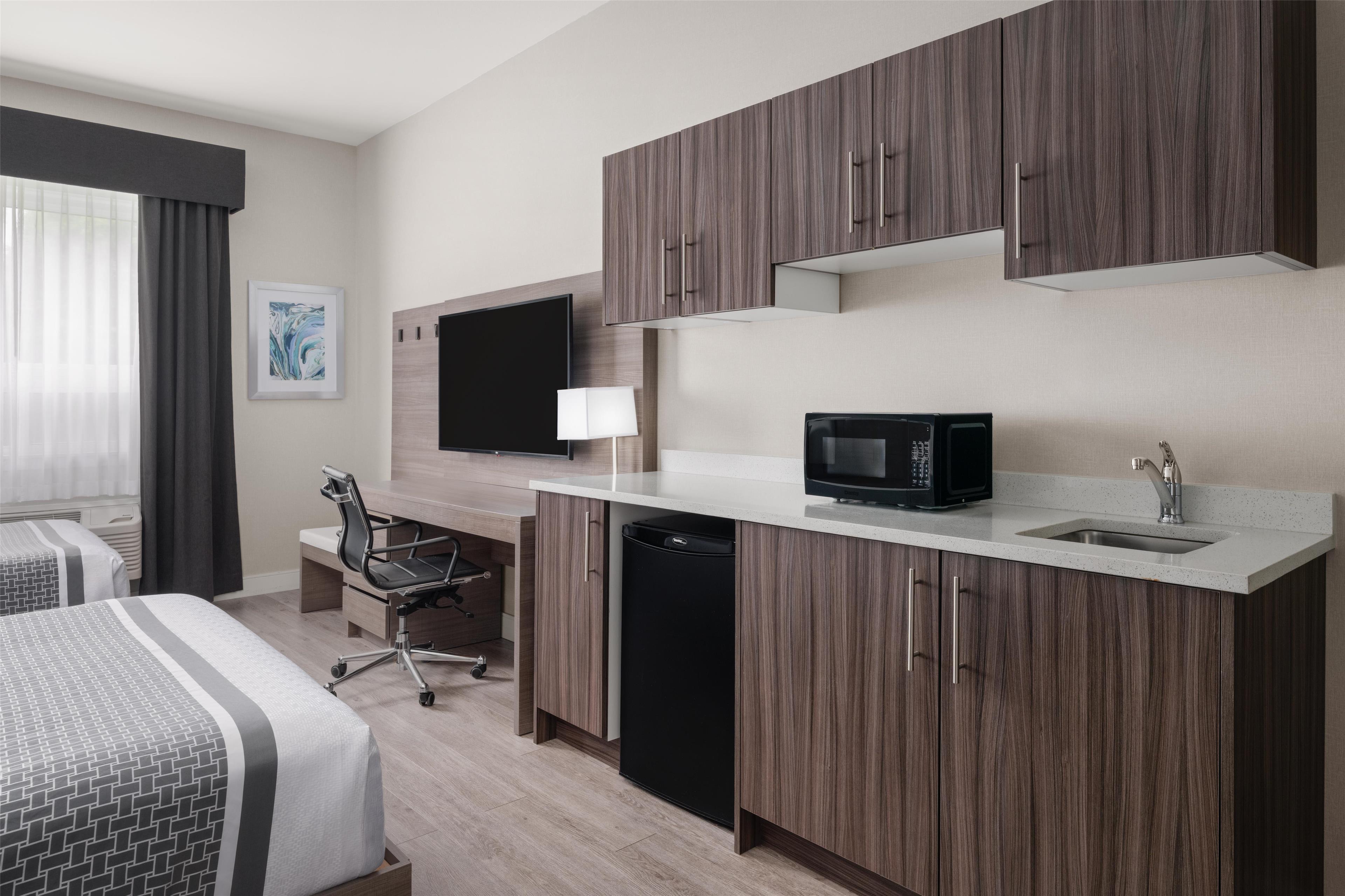 Quadruple Accessible