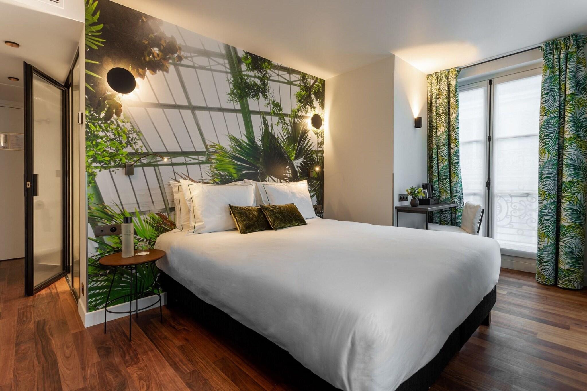 Double Superior Queen Bed