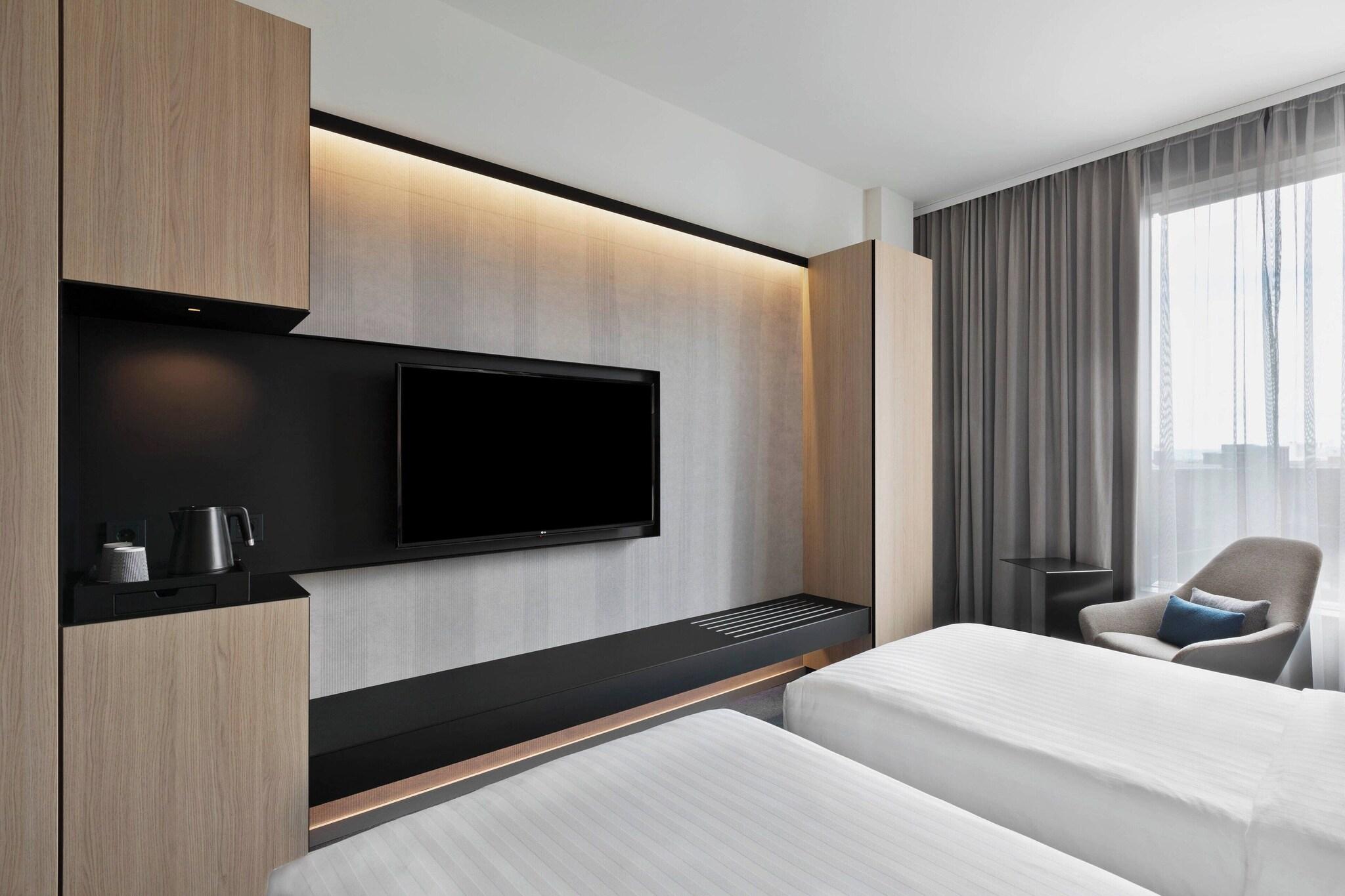 Double King Size Bed