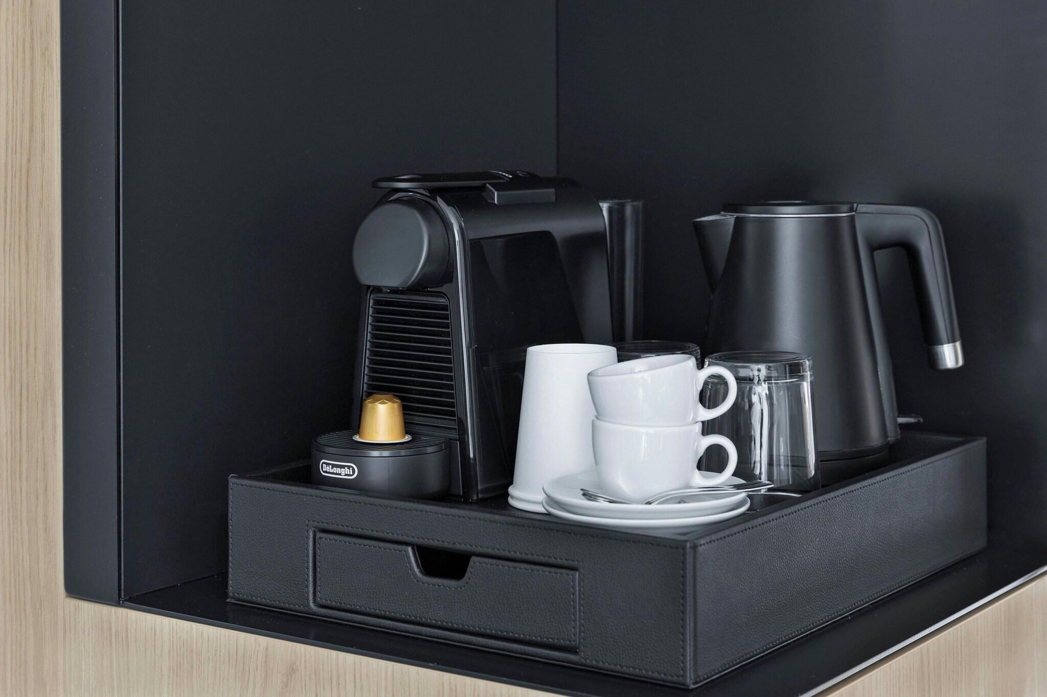 Double City View King Bed