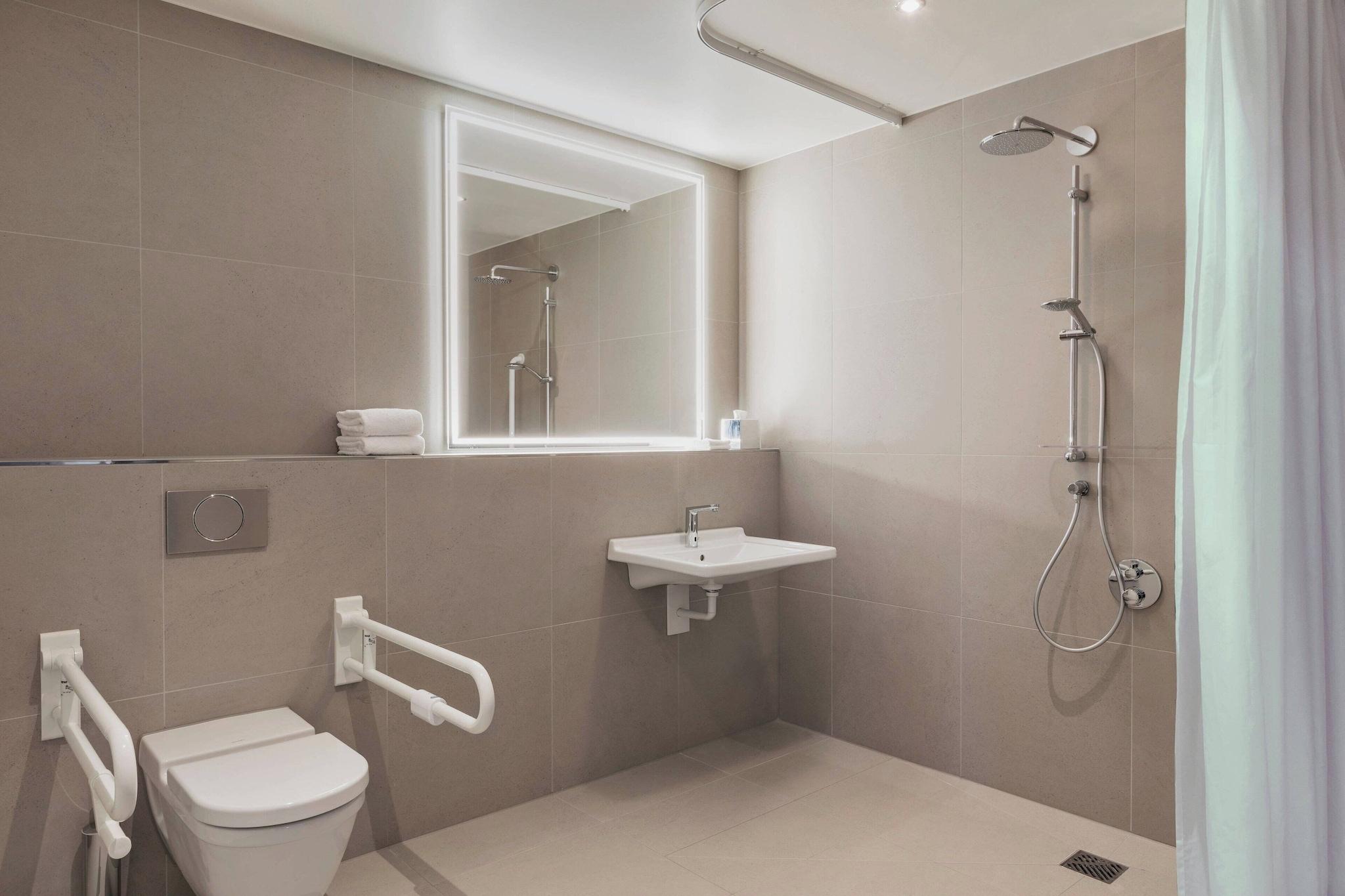 Double Superior King Bed