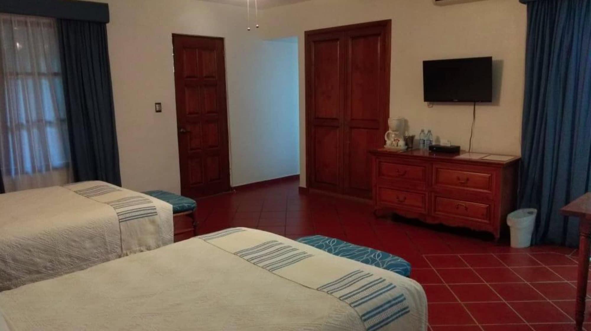 Suite Two Bedrooms One Bathroom