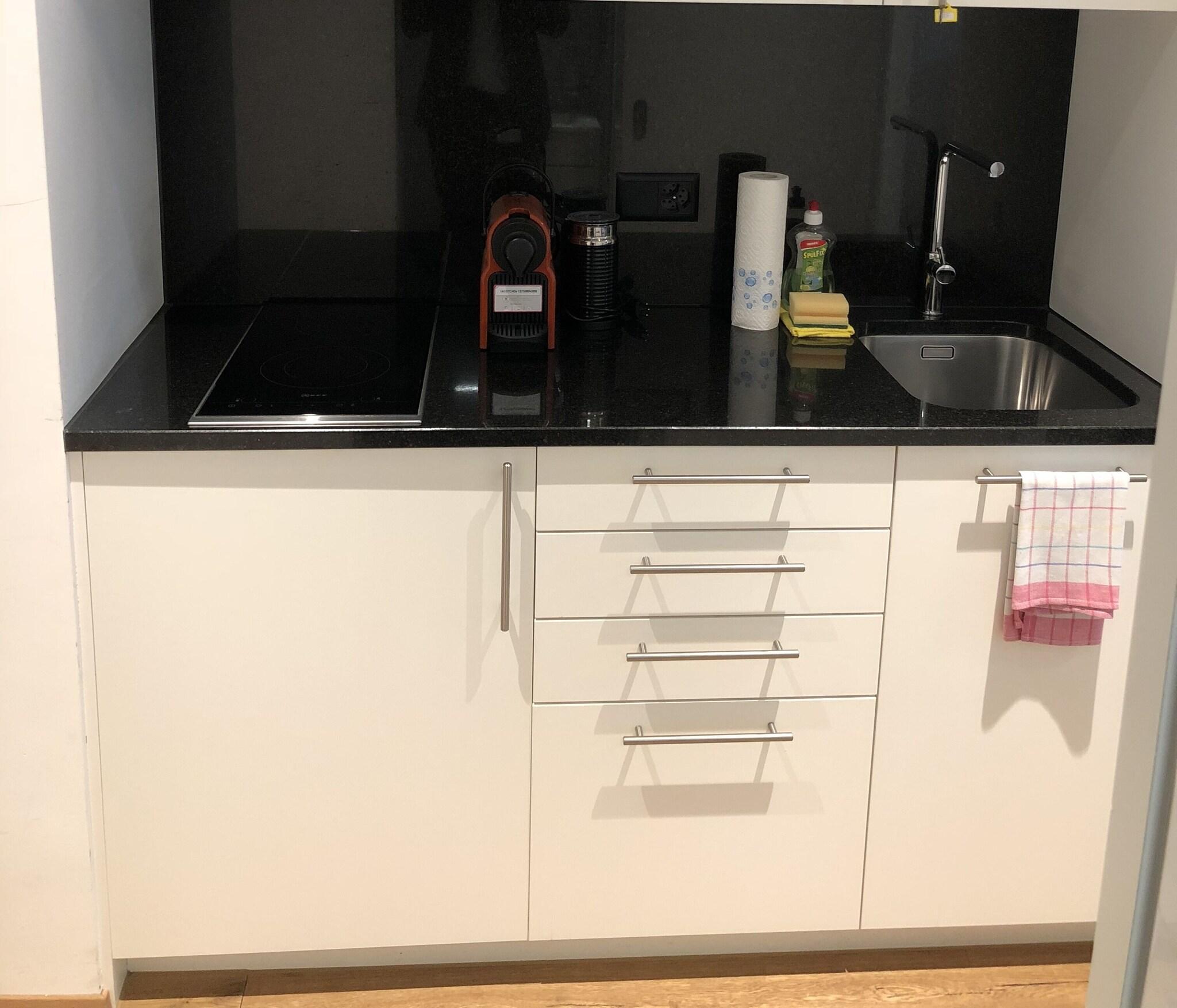 Double Queen Size Bed