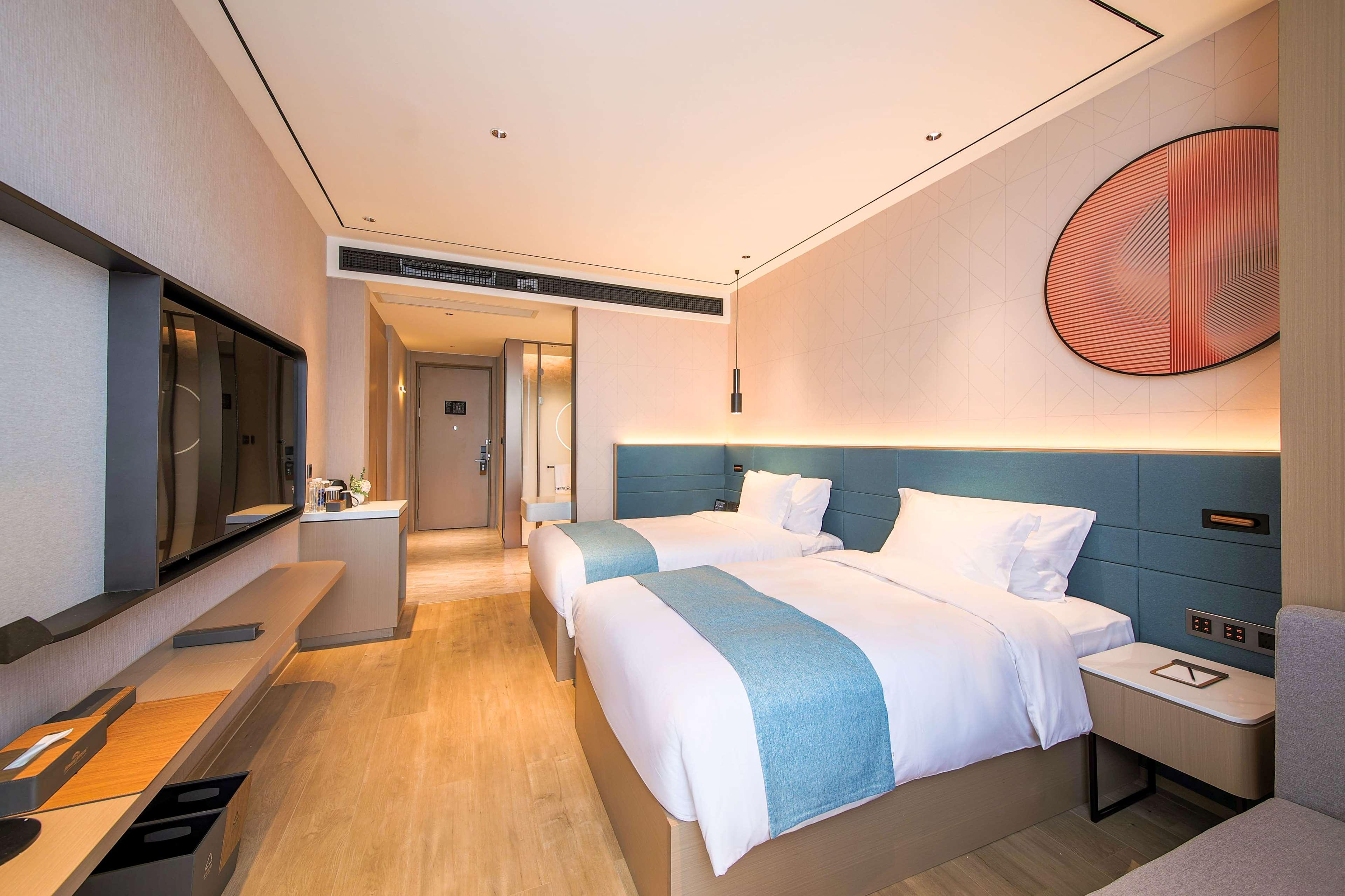 Twin Superior City View