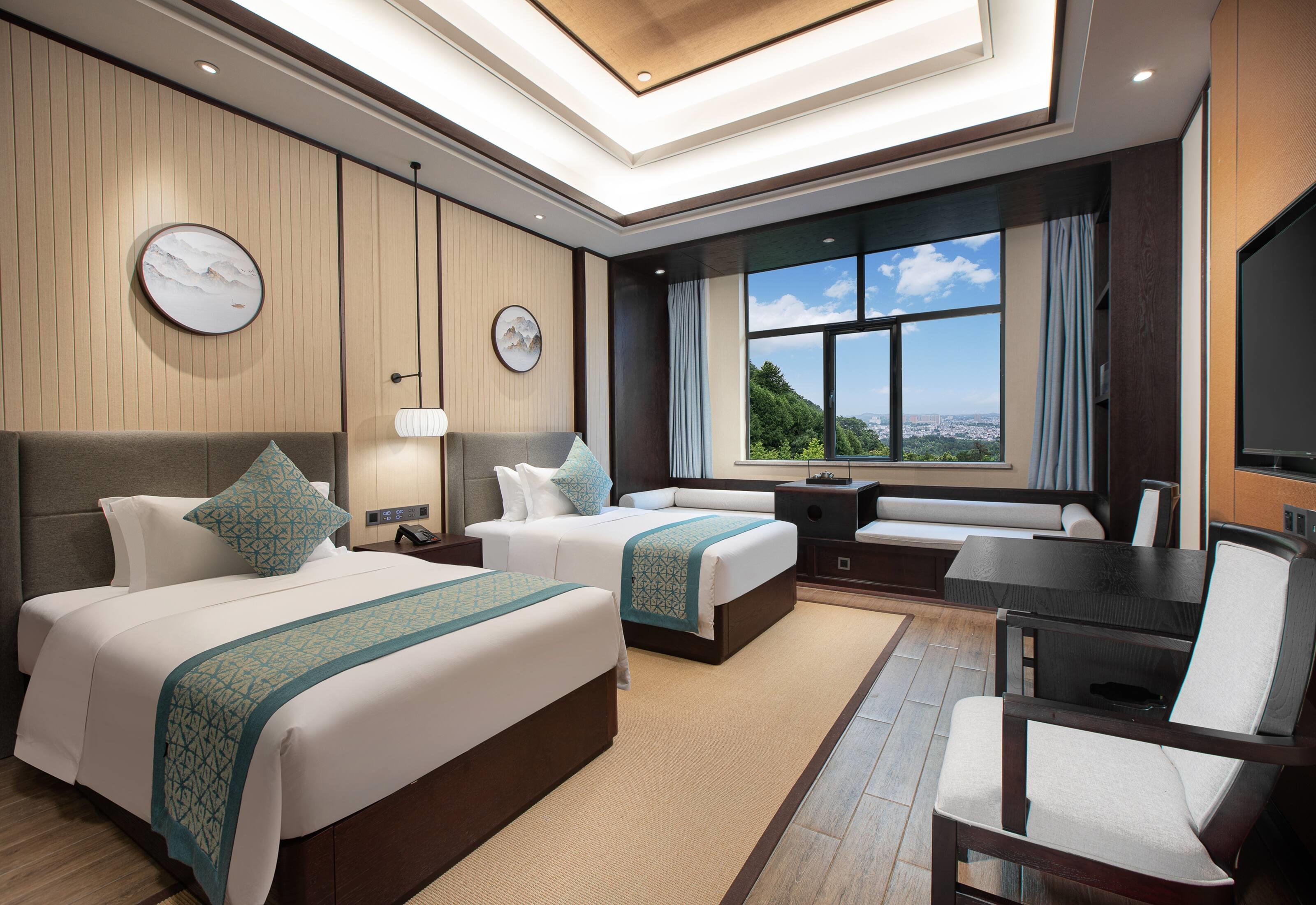 Twin Superior Garden View