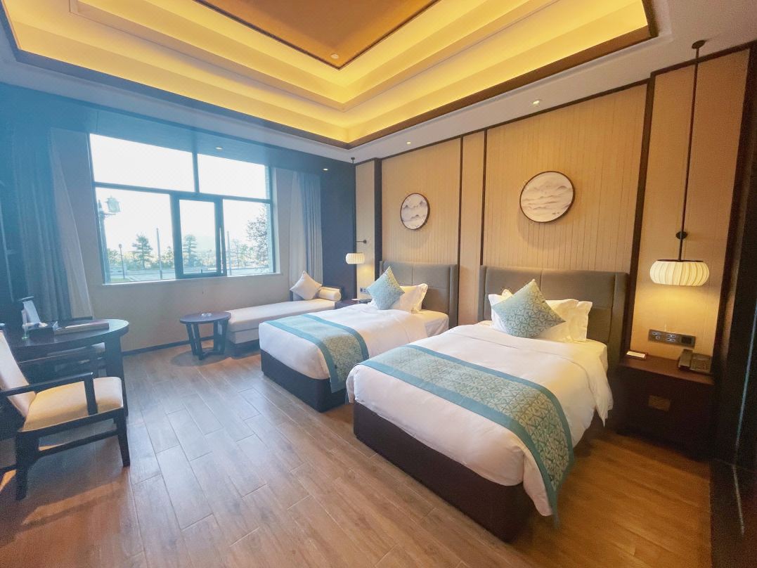 Twin Superior Garden View