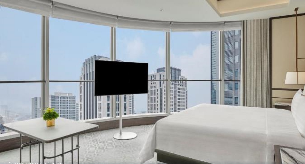 Double Premier King Bed