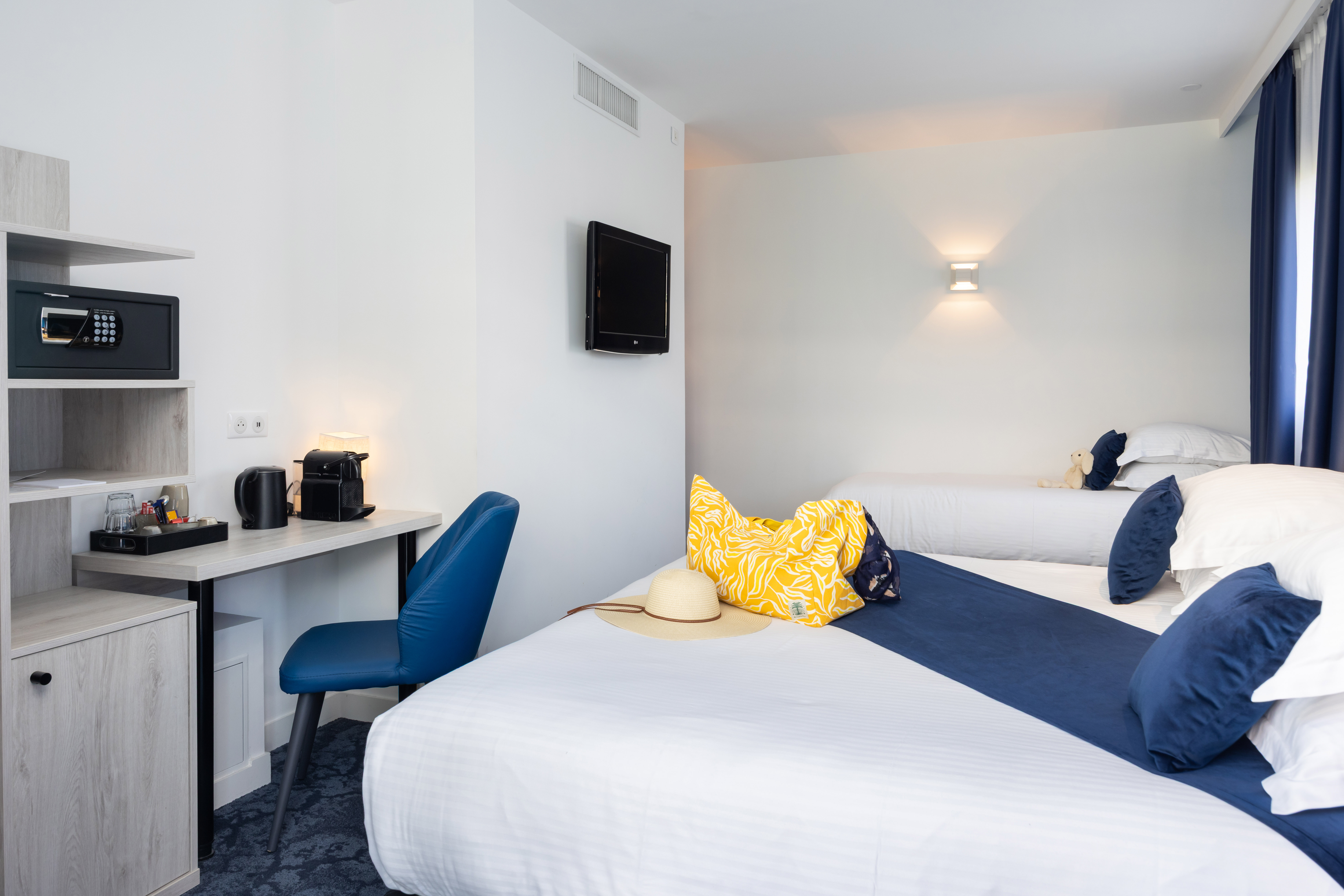 Family Room Capacity 3