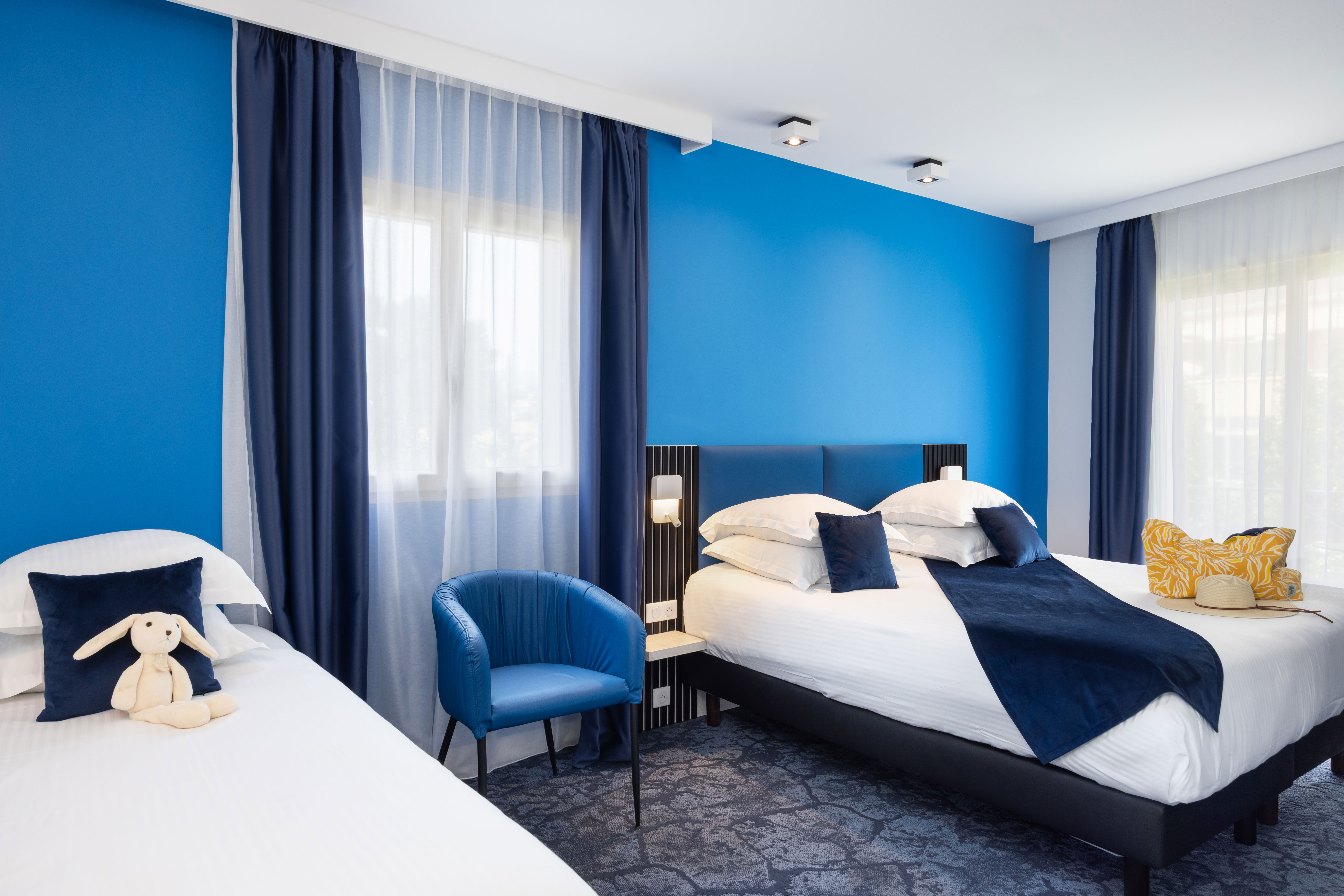 Family Room Capacity 3