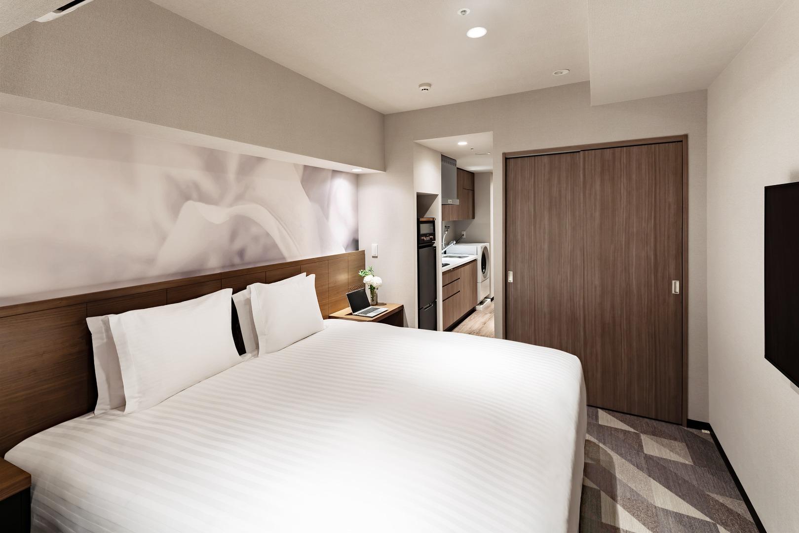 Studio City View King Bed