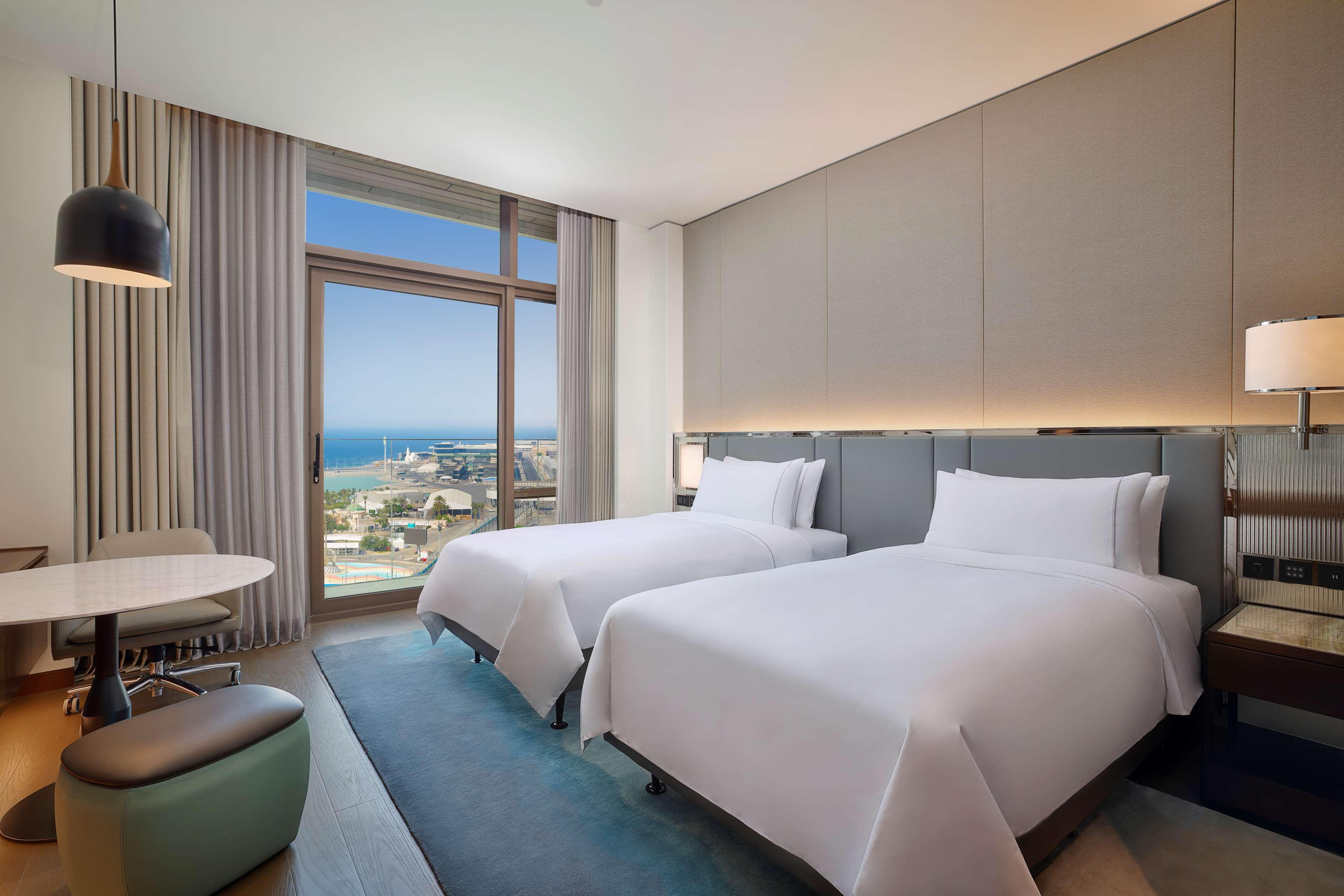 Twin Deluxe Sea View