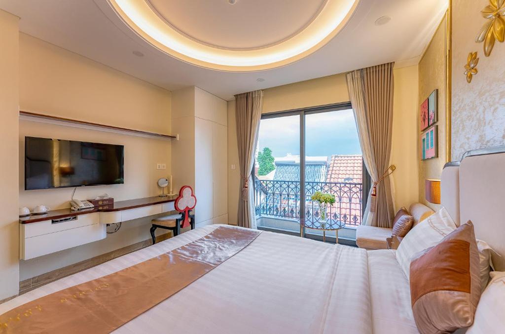 Double or Twin Deluxe