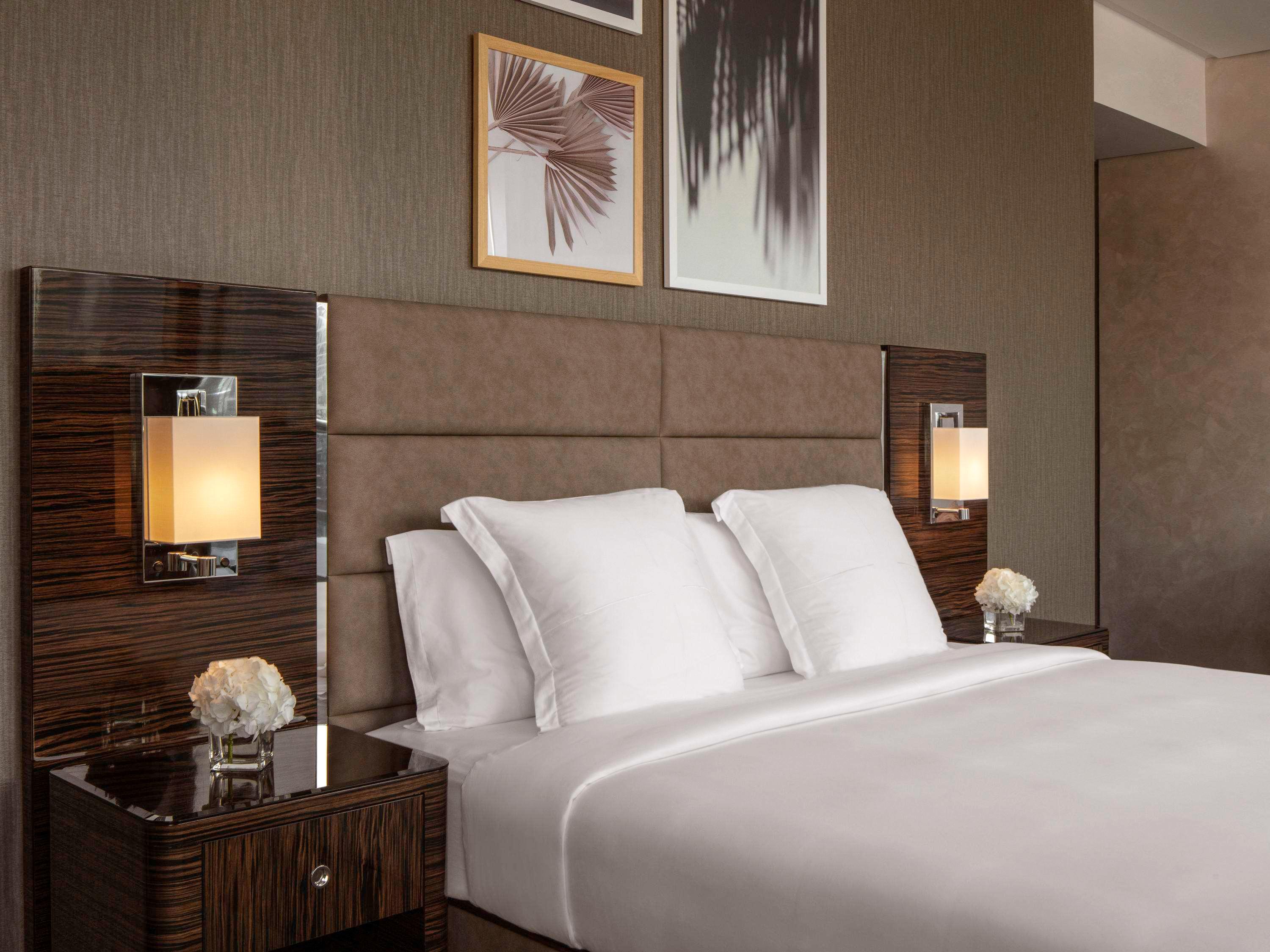 Double Deluxe King Bed