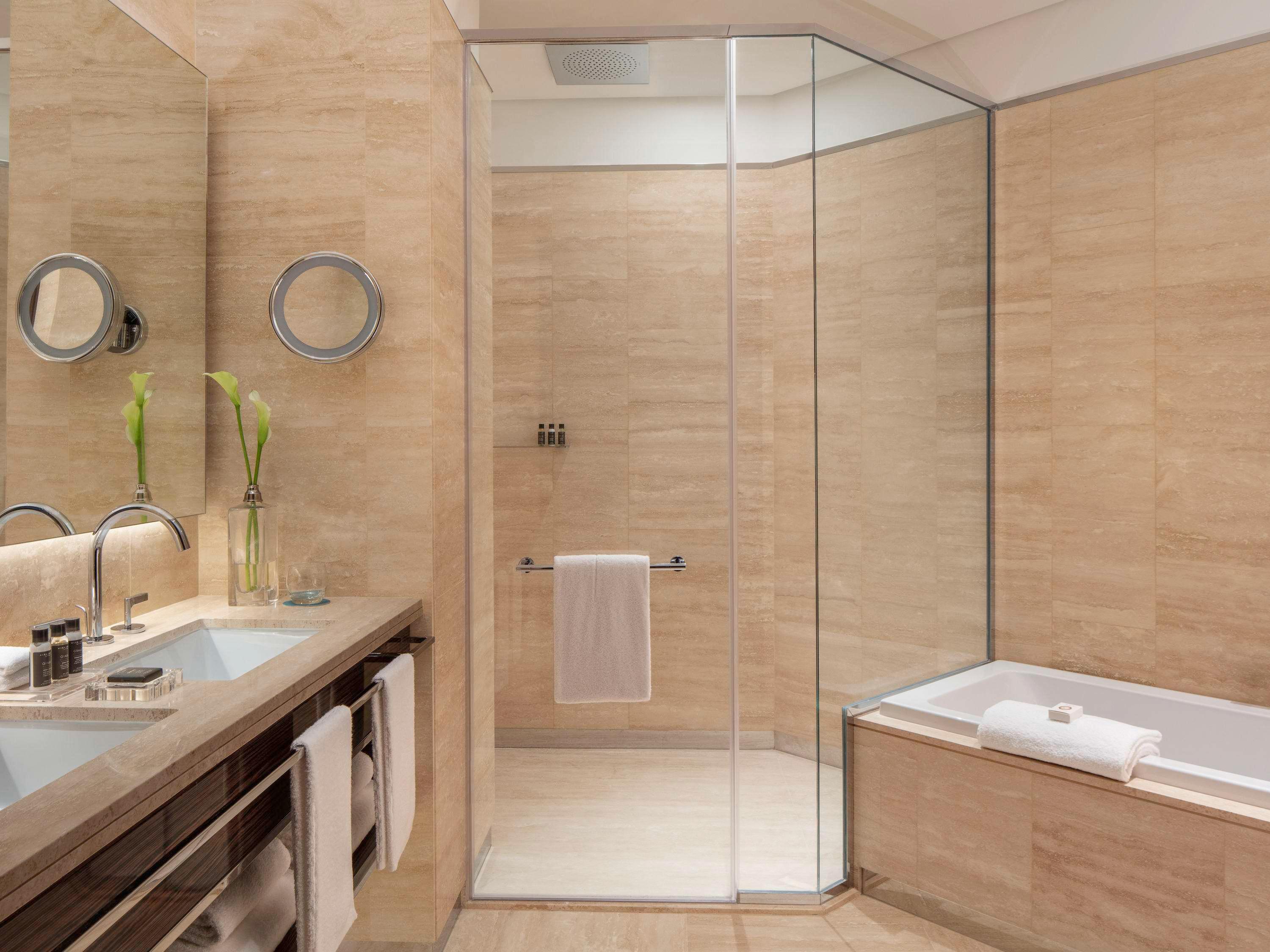 Family Room King Size Bed