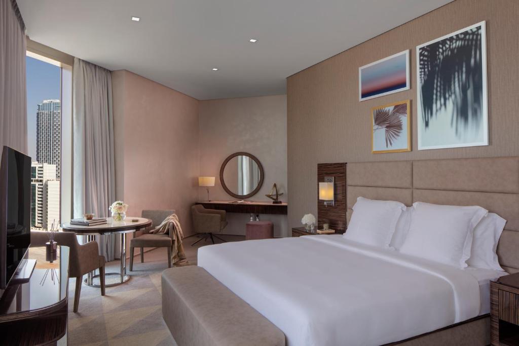 Junior Suite King Size Bed