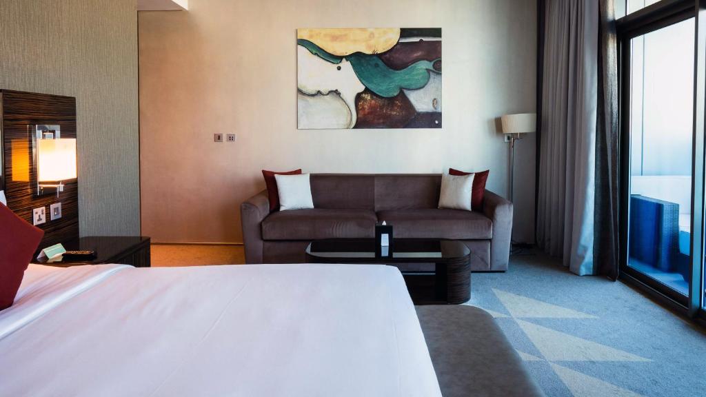 Junior Suite King Size Bed