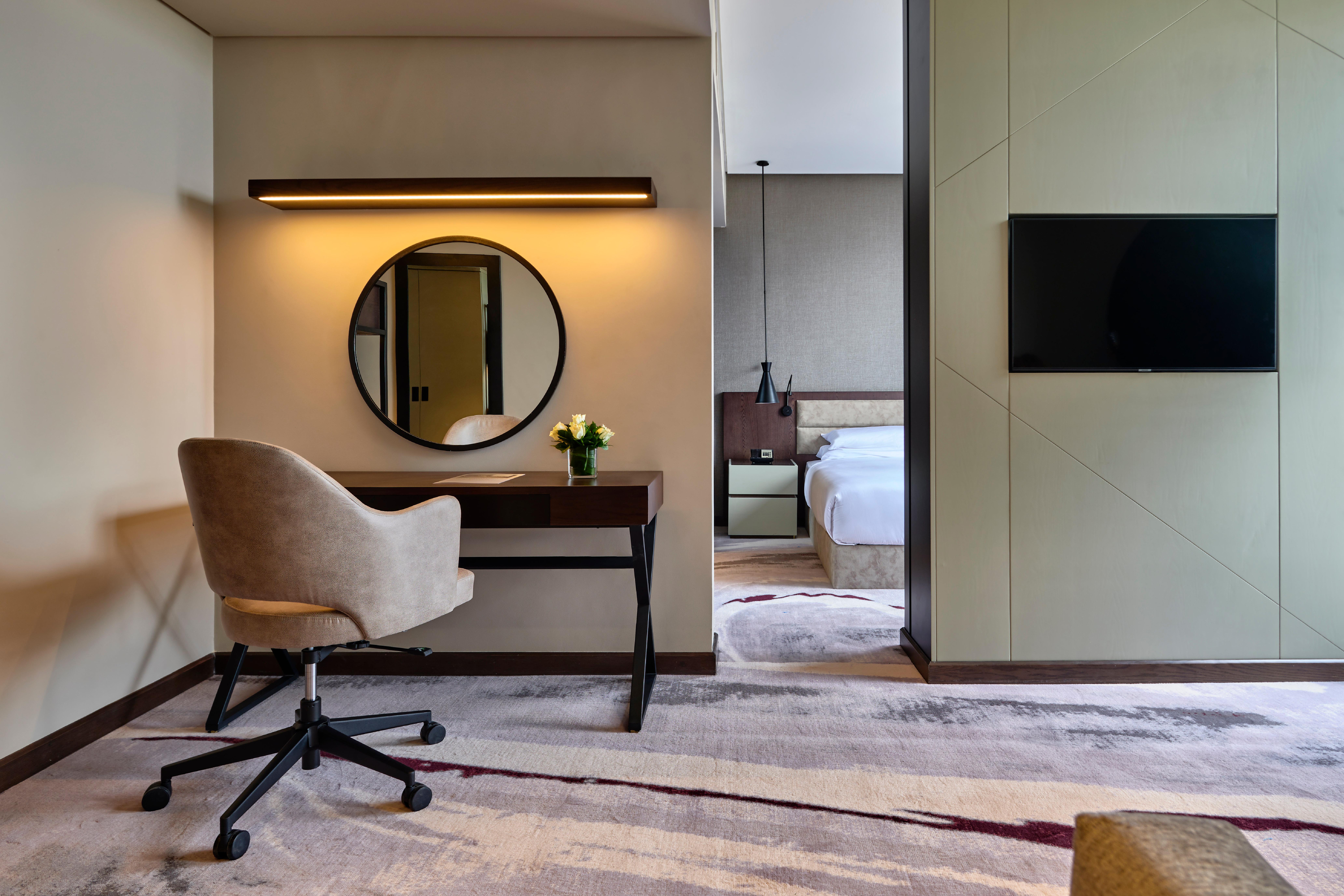 Junior Suite King Size Bed