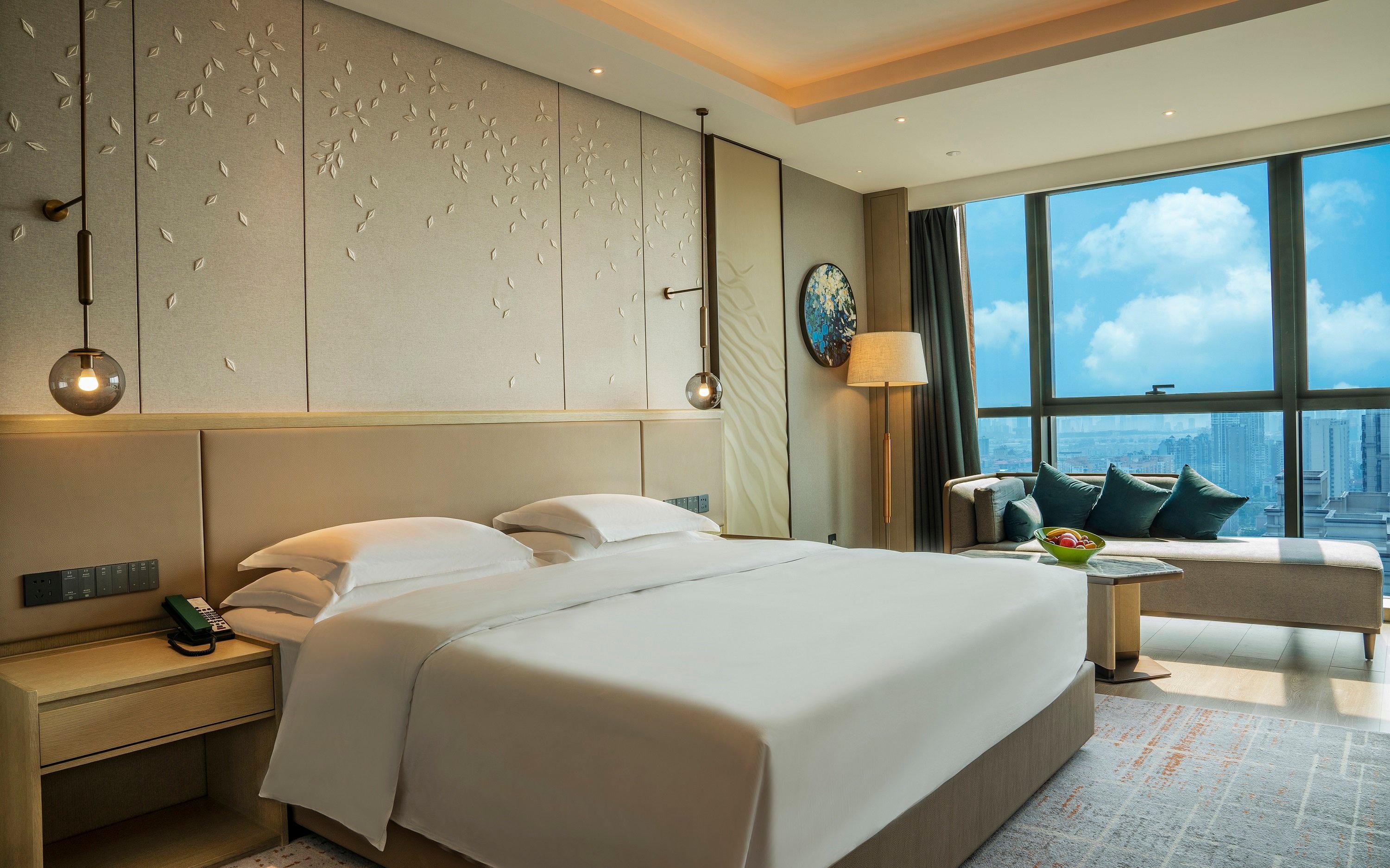 Junior Suite King Size Bed