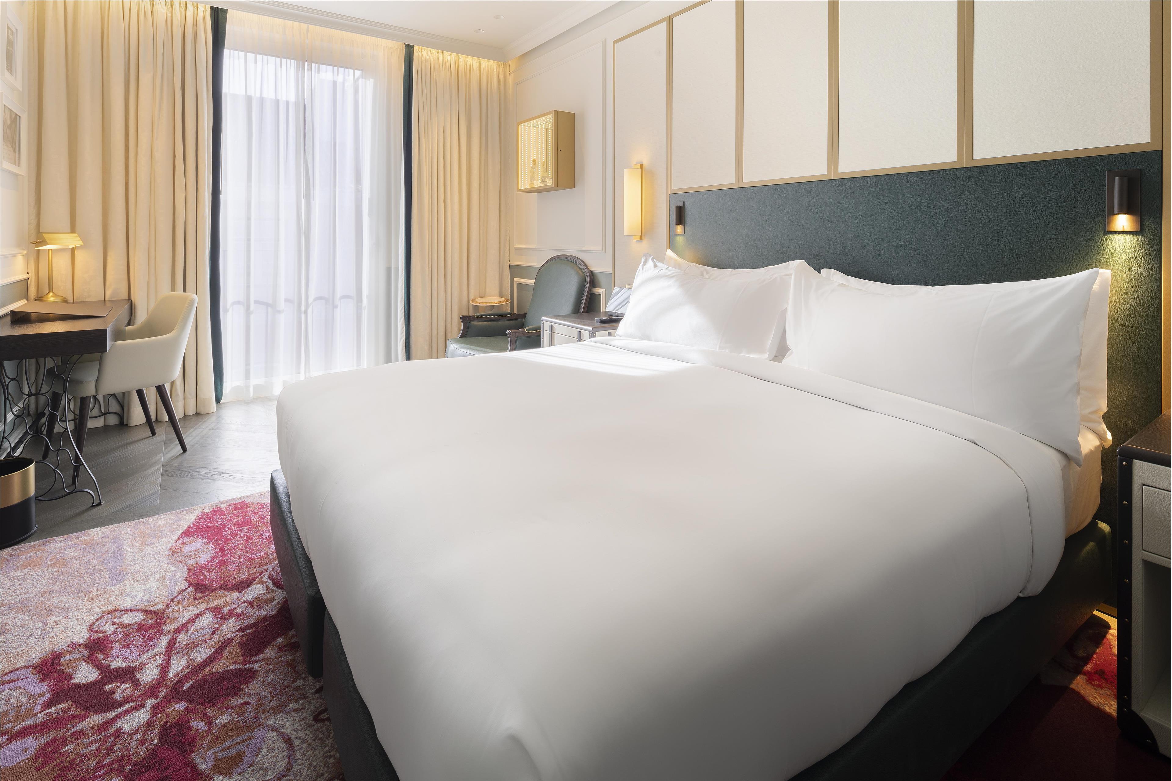 Family Room Connecting Room