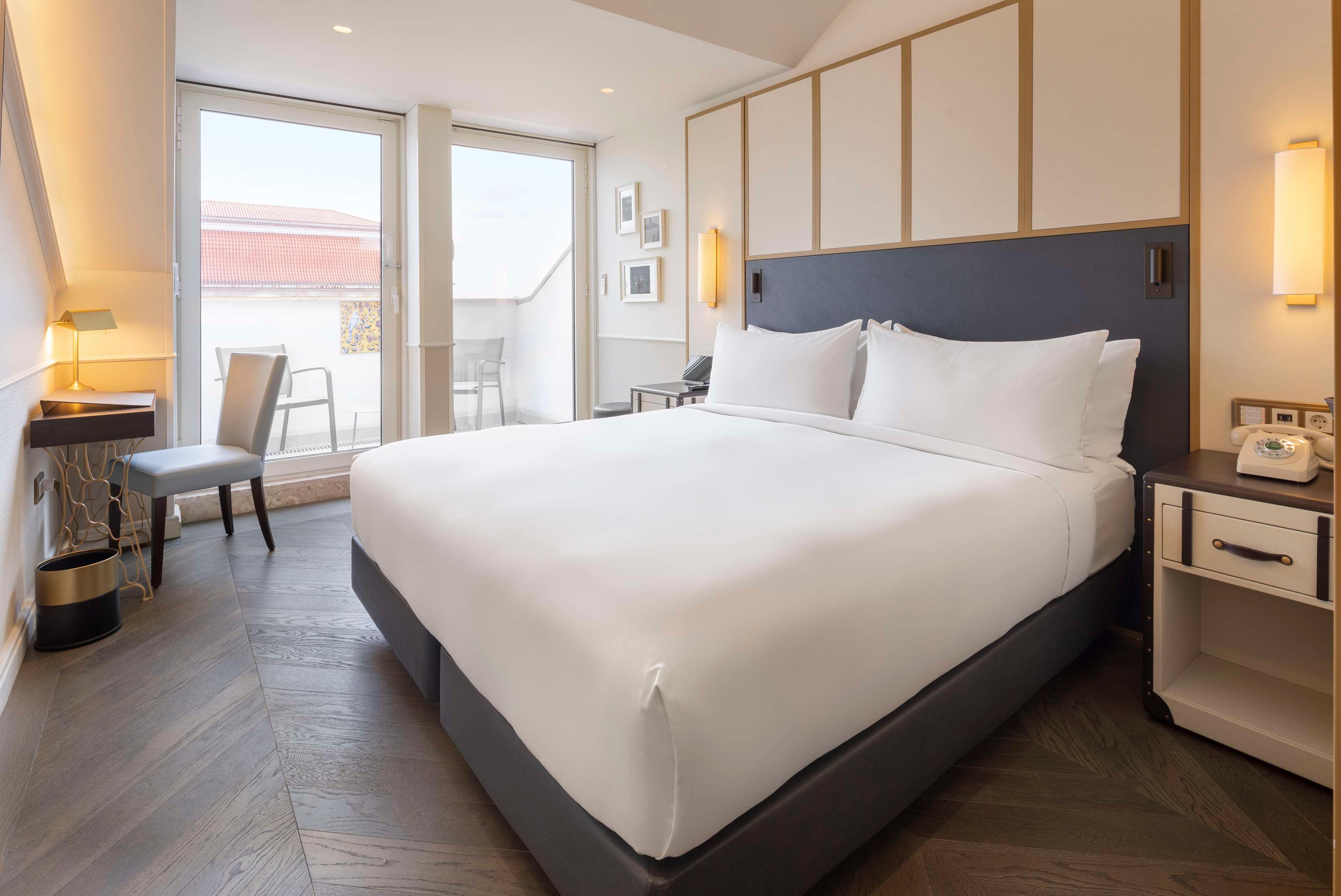 Double Deluxe with Views