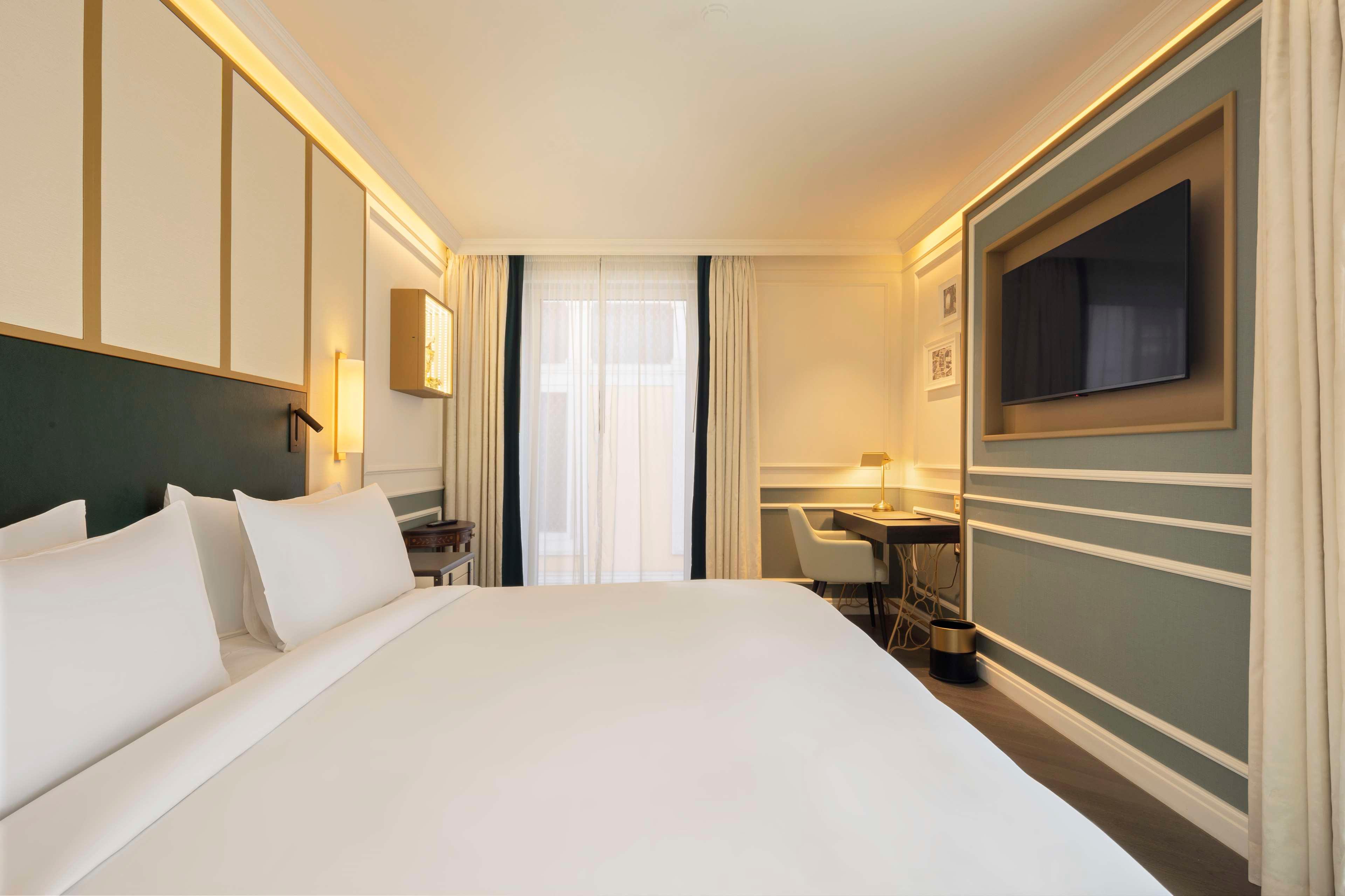 Double Premium King Bed