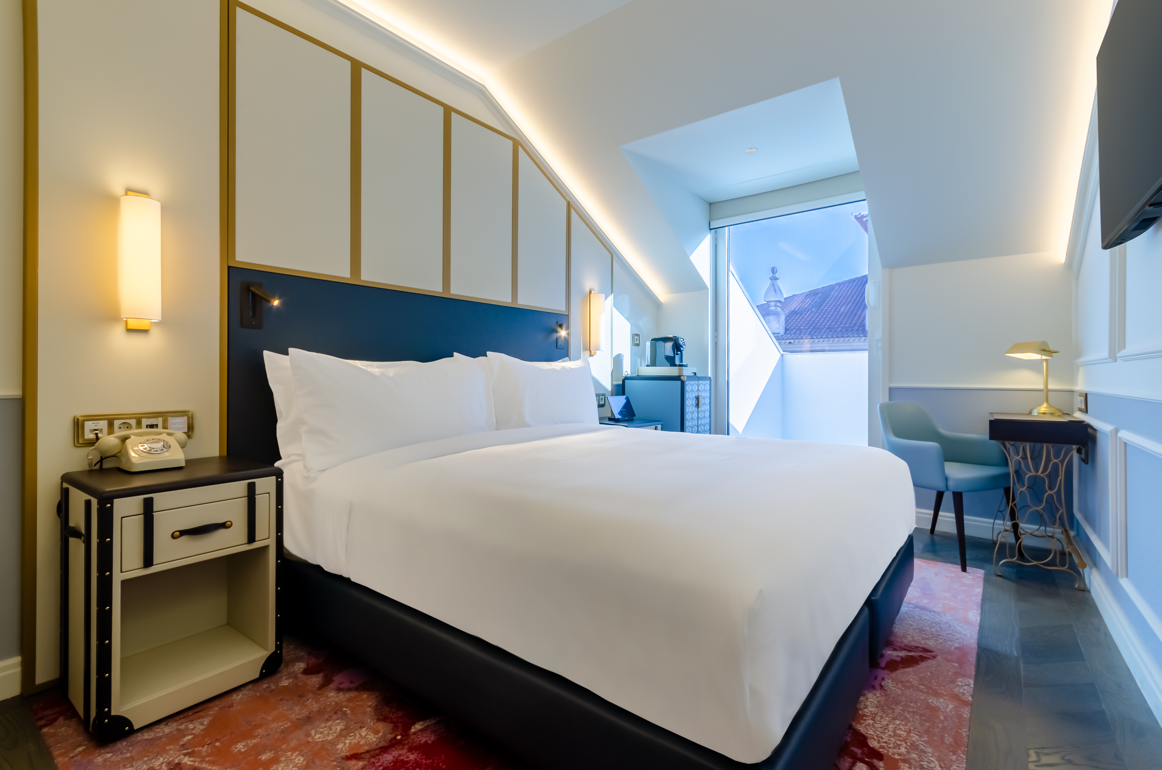 Double Deluxe with Views