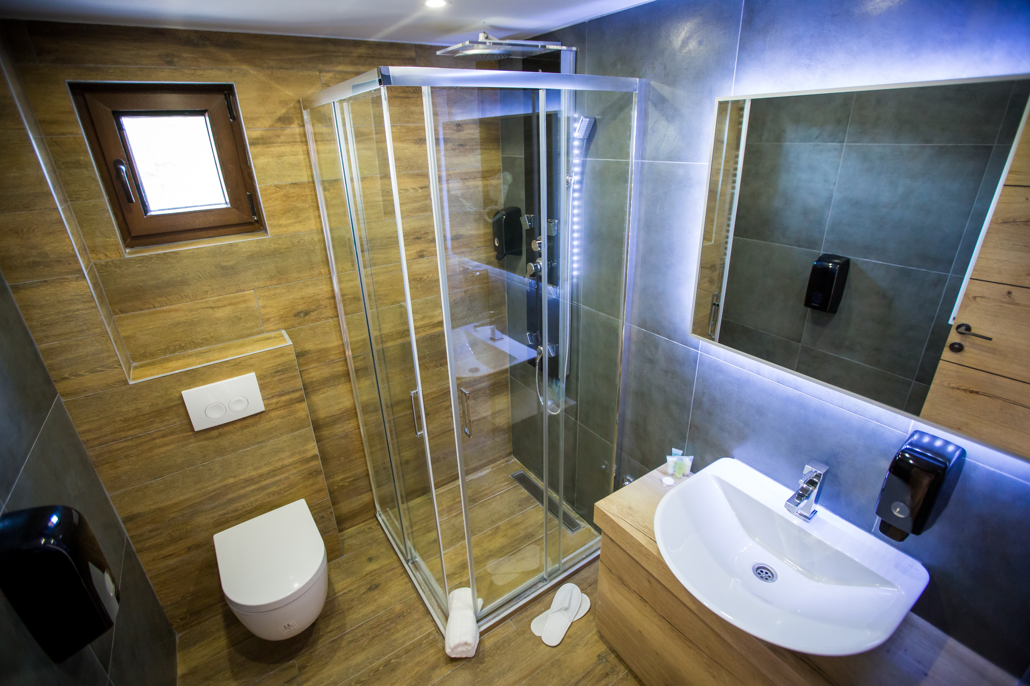 Apartment Deluxe One Bedroom