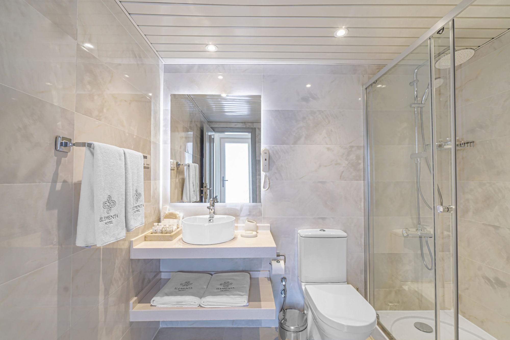 Double or Twin Deluxe