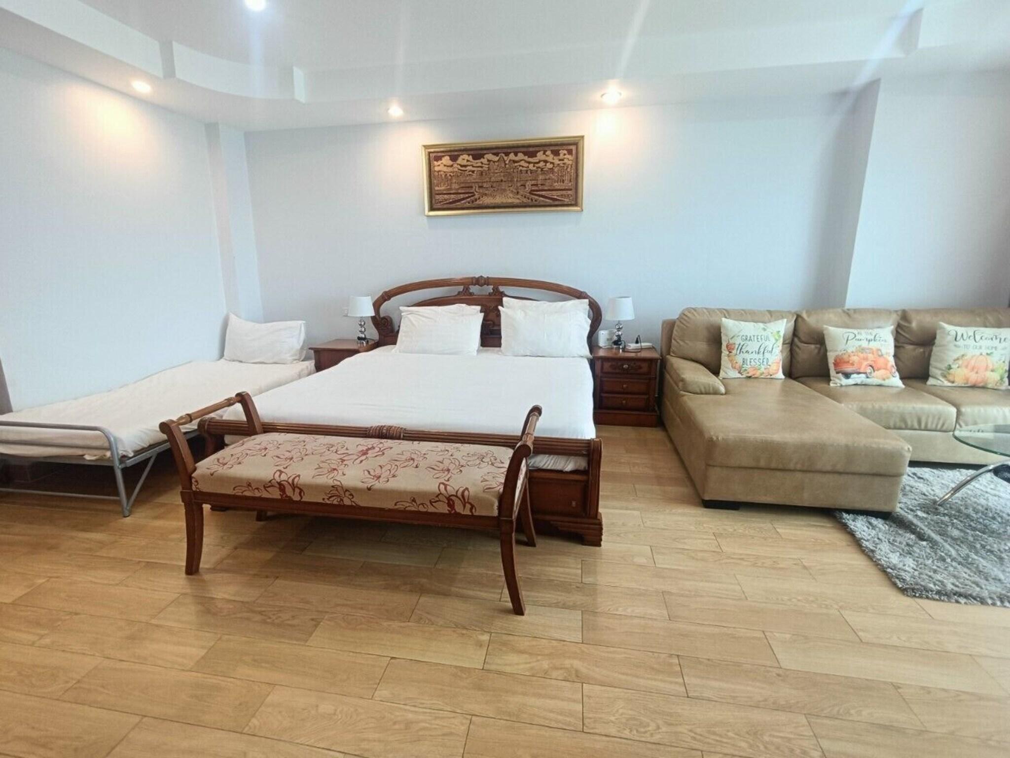 Triple with Kitchenette with Views