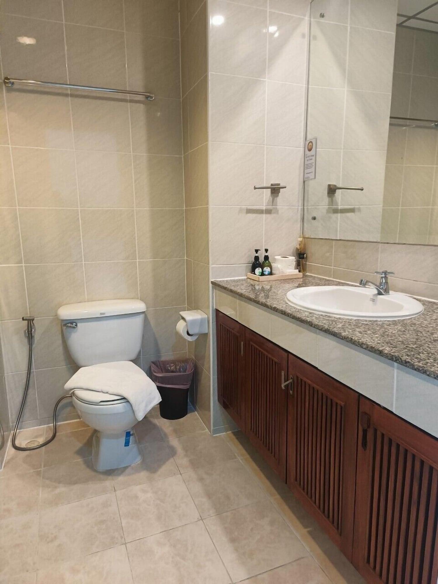 Triple with Kitchenette with Views