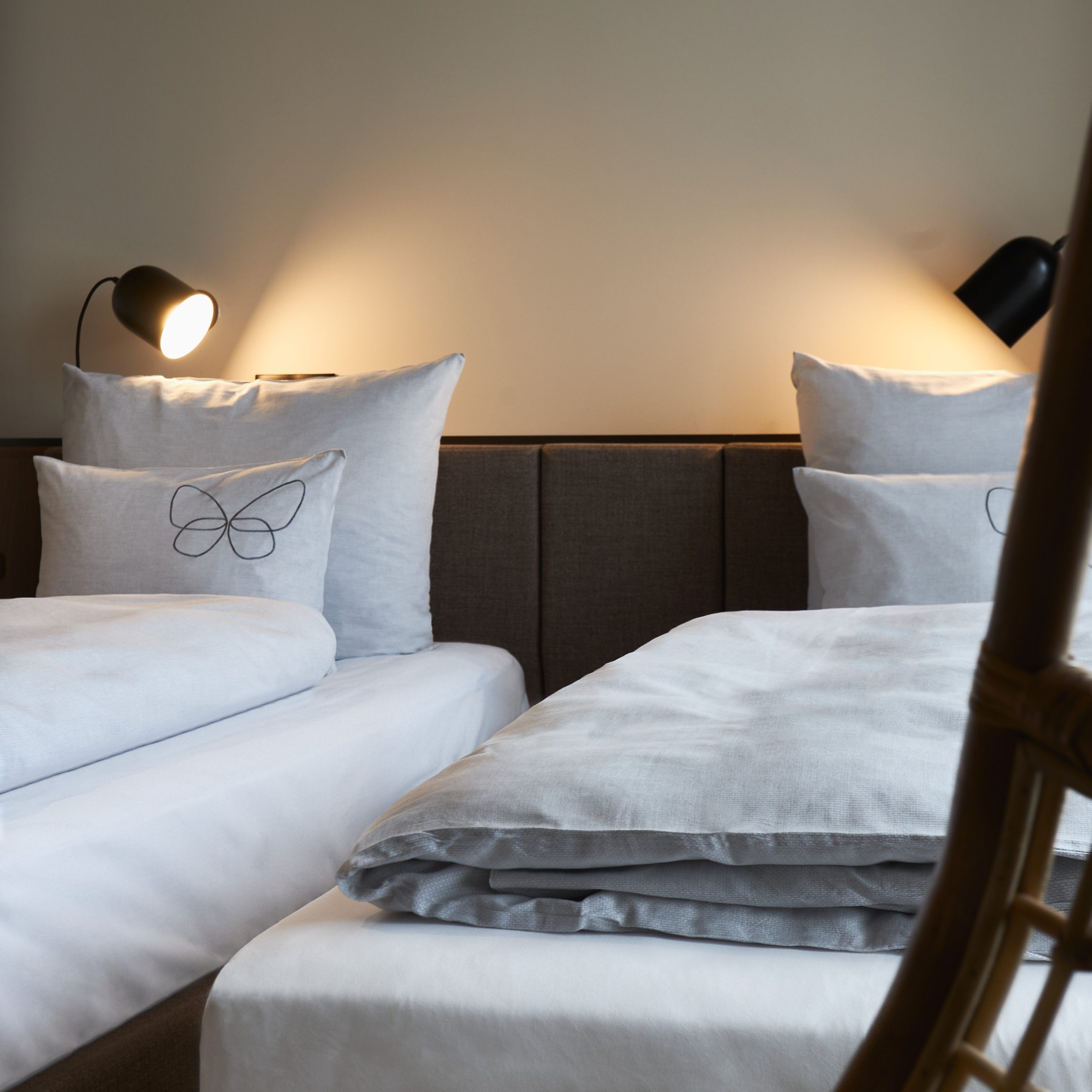 Twin One Bedroom Accessible