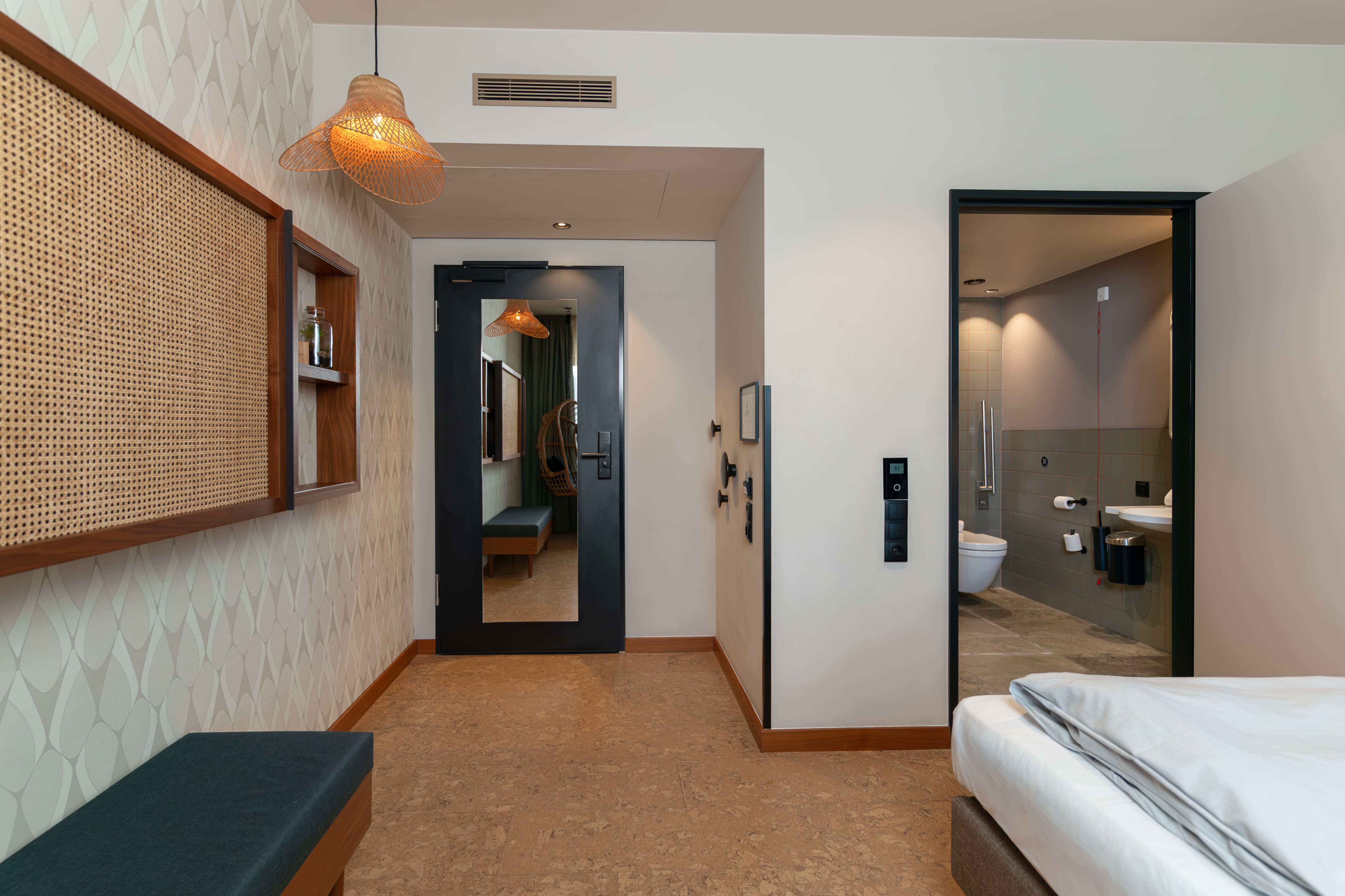 Twin One Bedroom Accessible