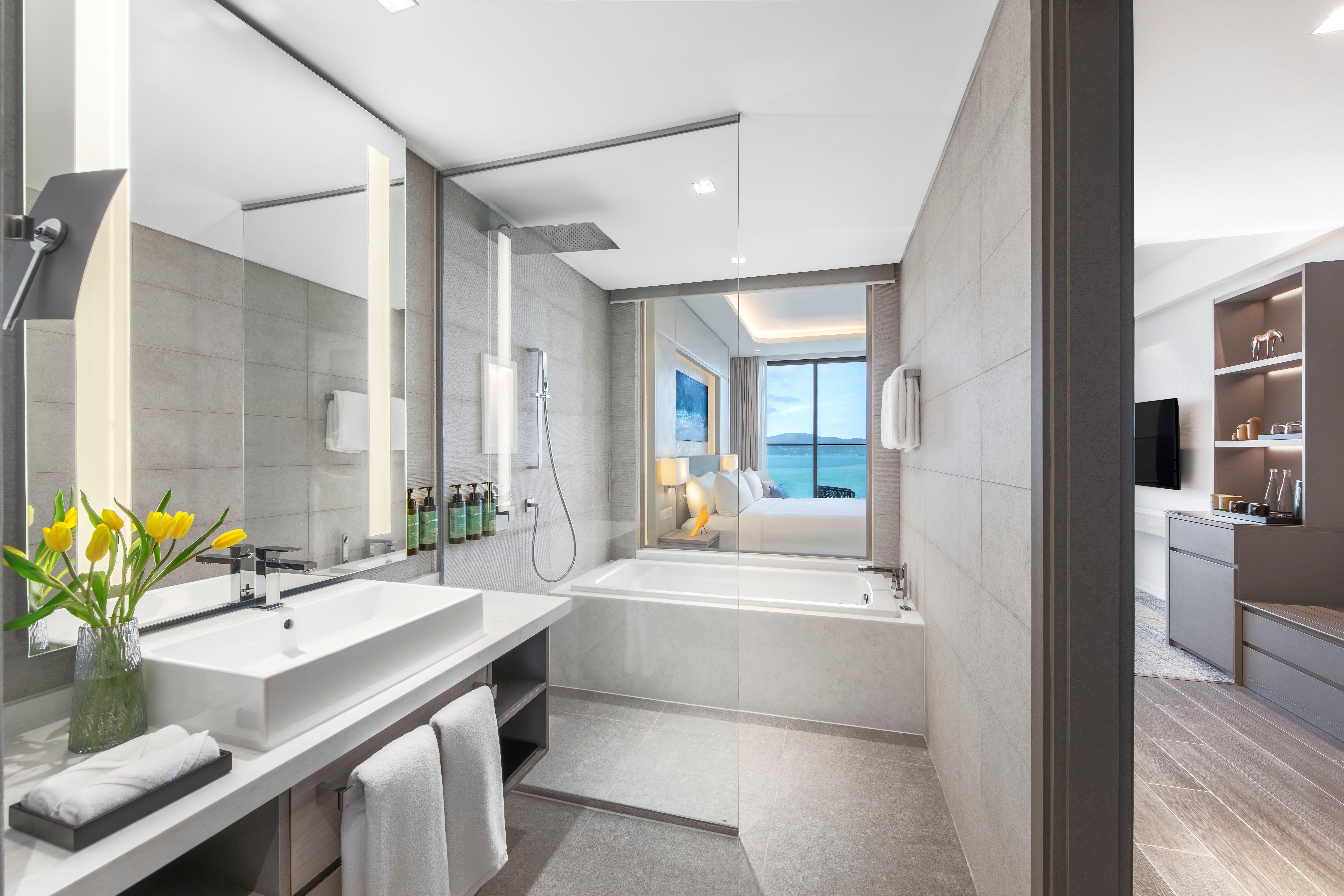 Double Premium with Views