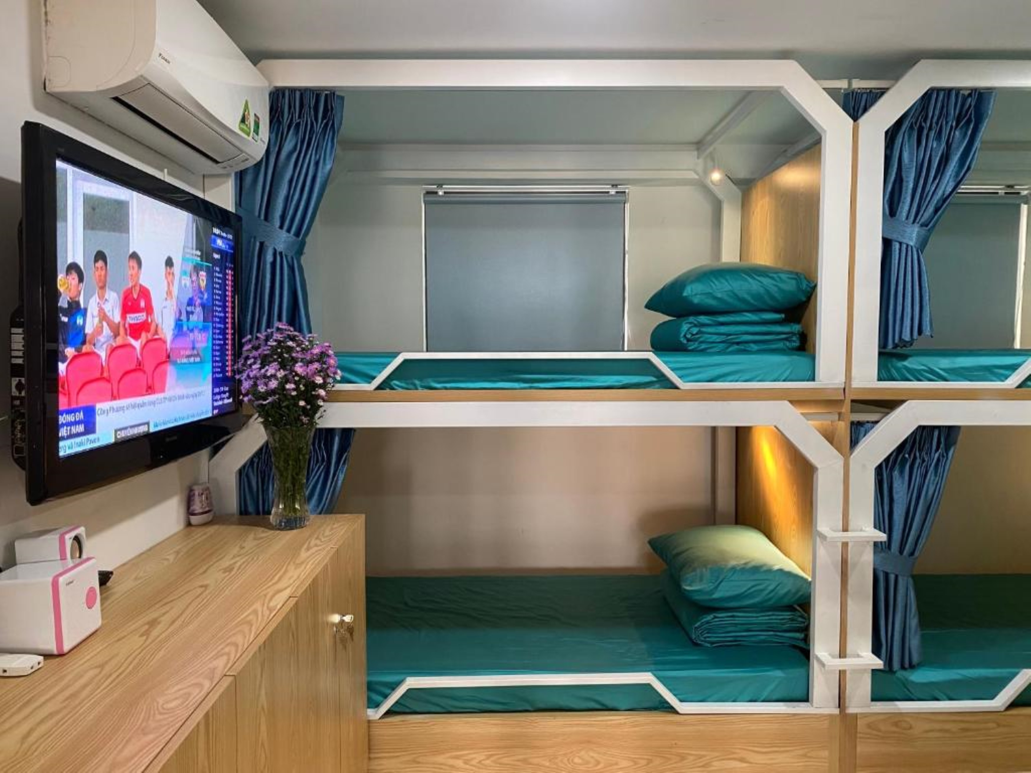 Bed in Dormitory Capacity 6